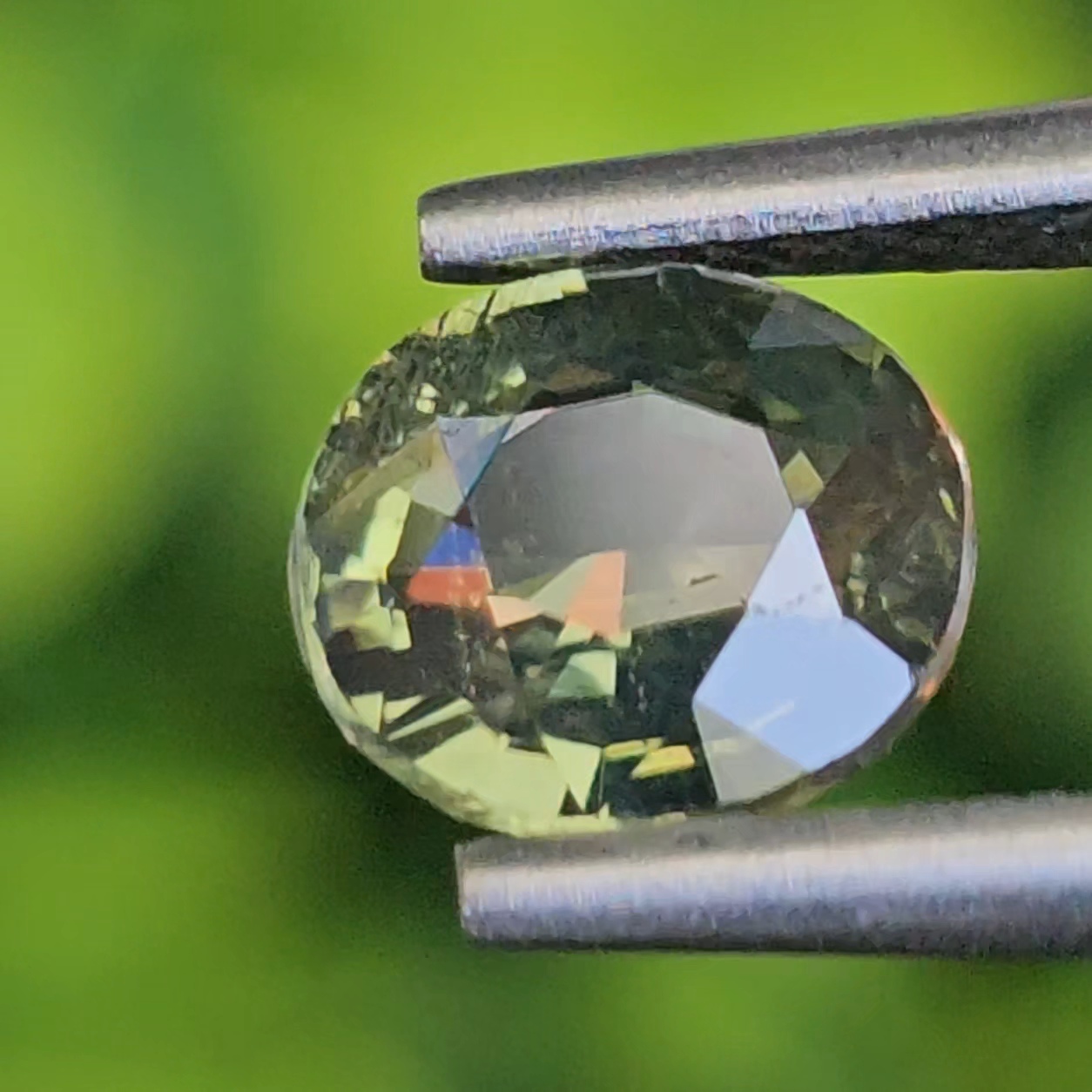 พลอย เพทาย Natural Zircon 1.08 กะรัต (Cts.) ดิบ พลอยแท้อัญมณีมงคล ประจําวันเกิด เครื่องประดับพลอย