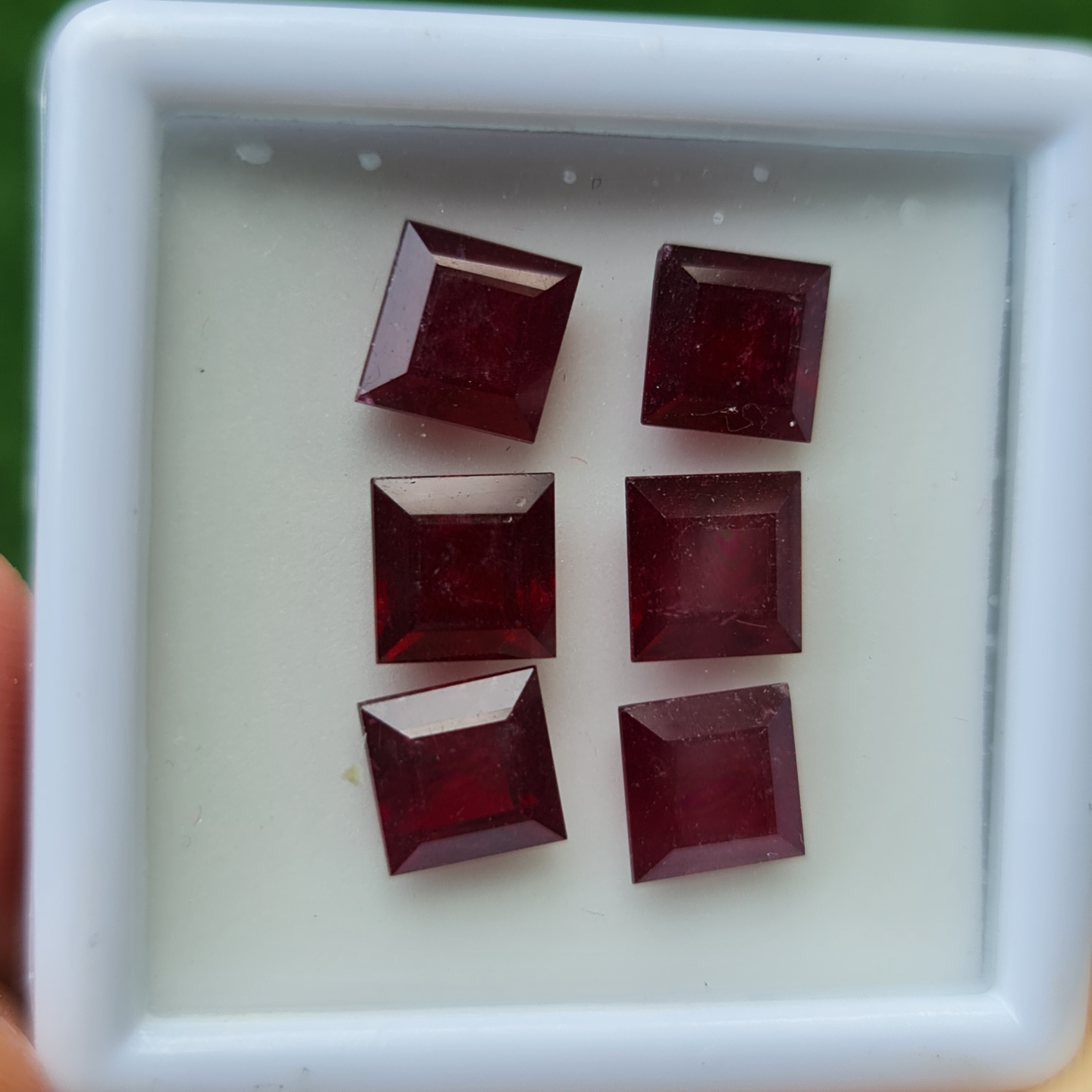 พลอย ทับทิม Ruby sapphire 6 เม็ด 16.30 กะรัต (Cts.) พลอยแท้ อัญมณีมงคลประจําวันเกิด เครื่องประดับพลอย
