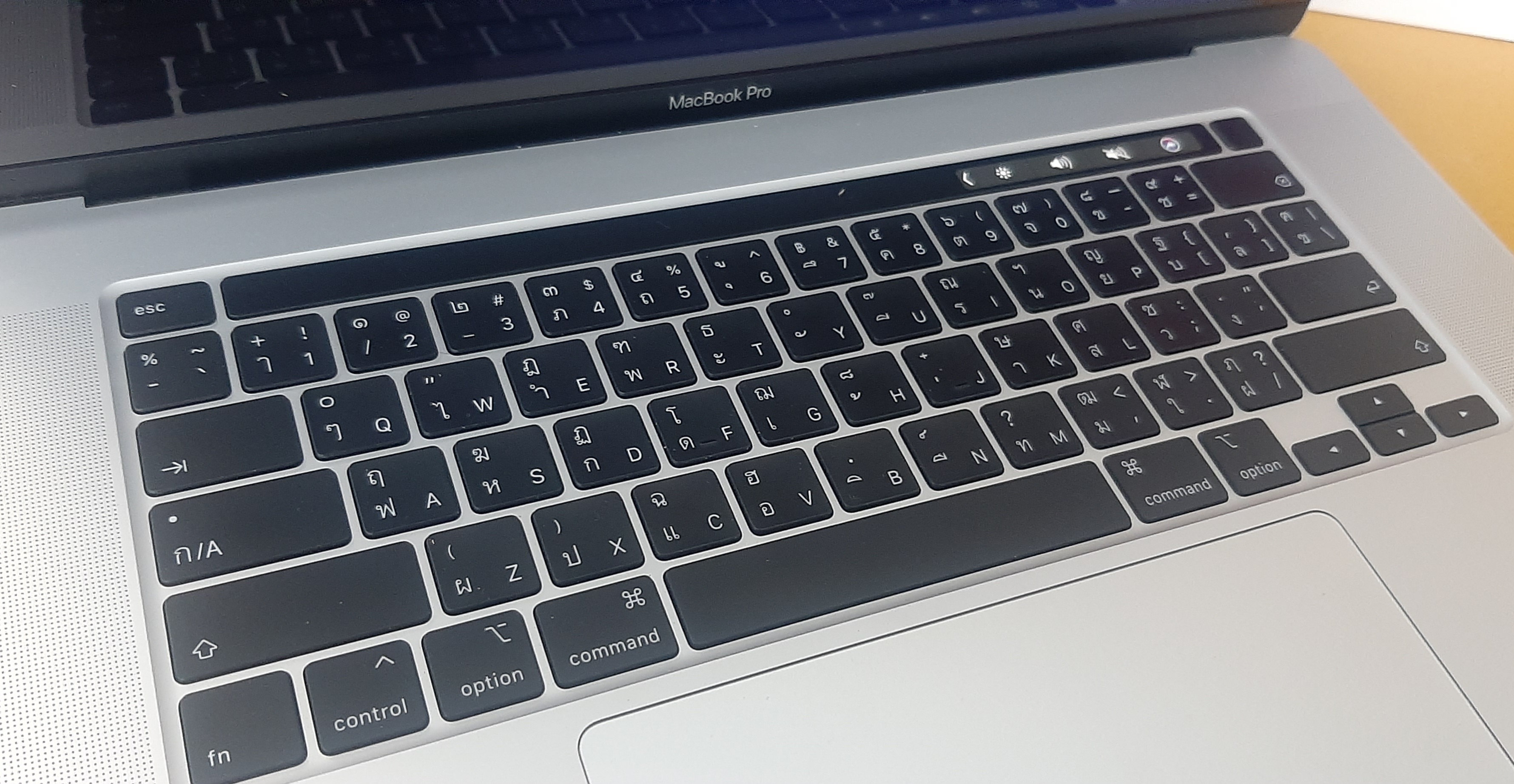 โน๊ตบุ๊ค Pro16 2019 (i7-9750H Ram16GB SSD512GB GPU1.5GB) พร้อม Adapter มือสองประกันร้าน 1 เดือน