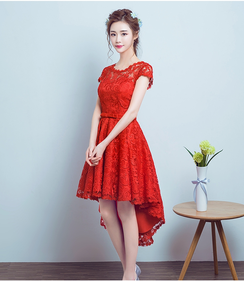 Pre-order ชุดราตรีสั้น สีแดง แต่งลูกไม้ทั้งชุด เพิ่มโบว์ช่วงเอว กระโปรงหน้าสั้นหลังยาว เชือกผูกหลัง