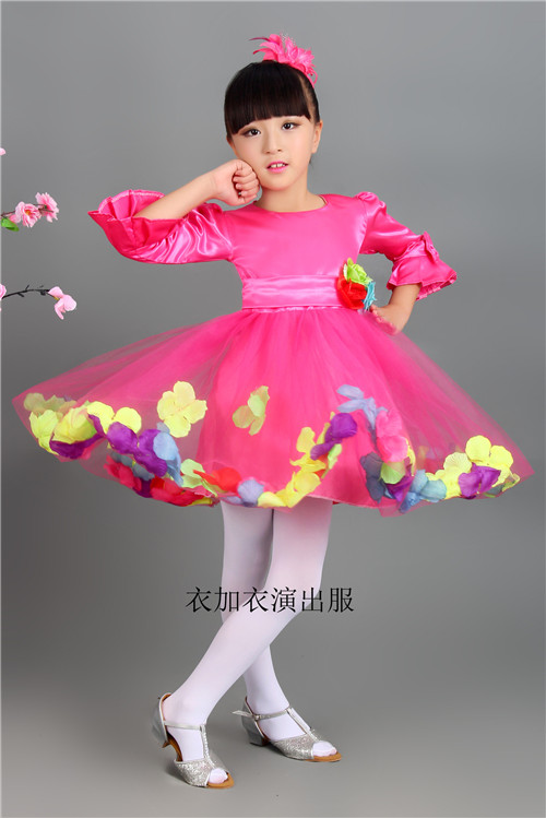 Pre-order ชุดแฟนซี ชุดแสดง ชุดกระโปรงแขนยาว คอกลม แต่งดอก กระโปรงฟูฟ่อง