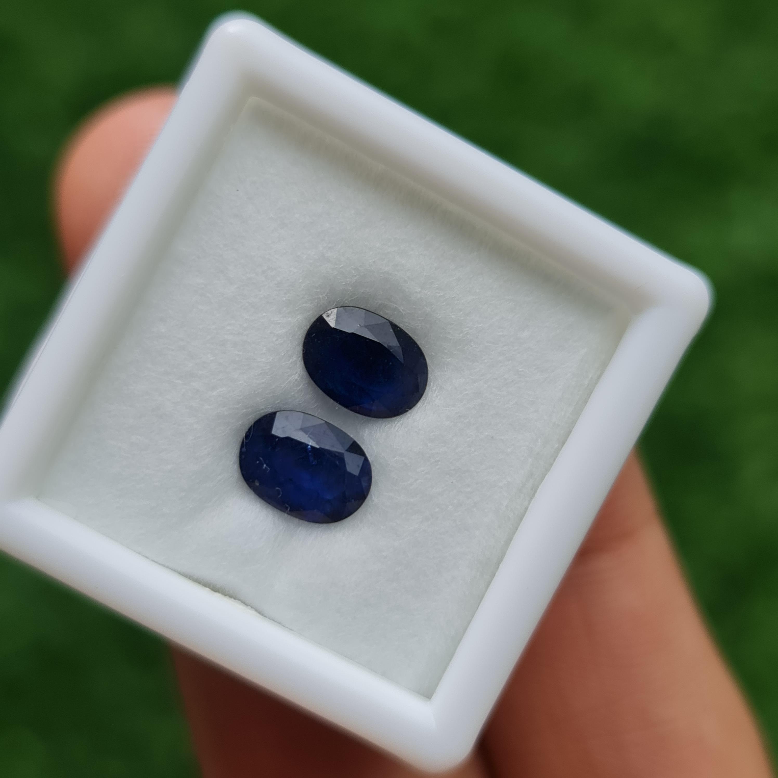 พลอย ไพลิน blue sapphire 1.91 กะรัต (Cts.) 2 เม็ด (Pcs.) พลอยแท้ อัญมณีมงคลประจําวันเกิด เครื่องประดับพลอย
