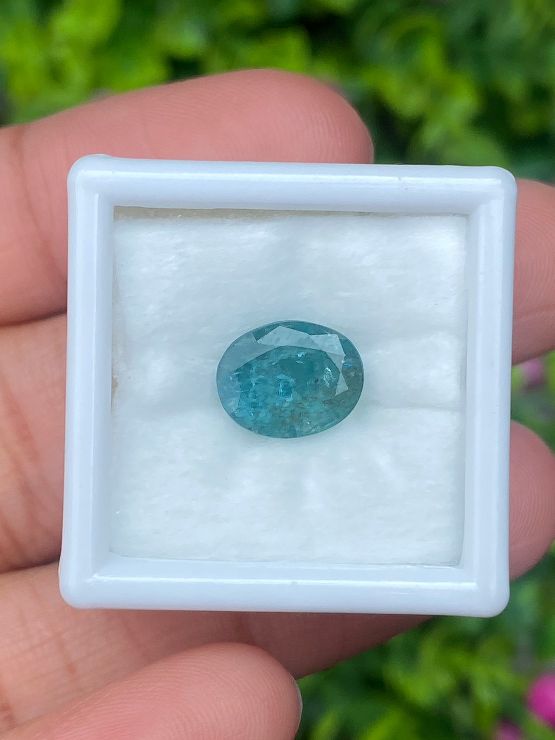 พลอย มรกต Natural Emerald แซมเบีย 2.77 กะรัต (Cts.) พร้อมใบเซอร์ พลอยแท้ อัญมณีมงคลประจําวันเกิด เครื่องประดับพลอย
