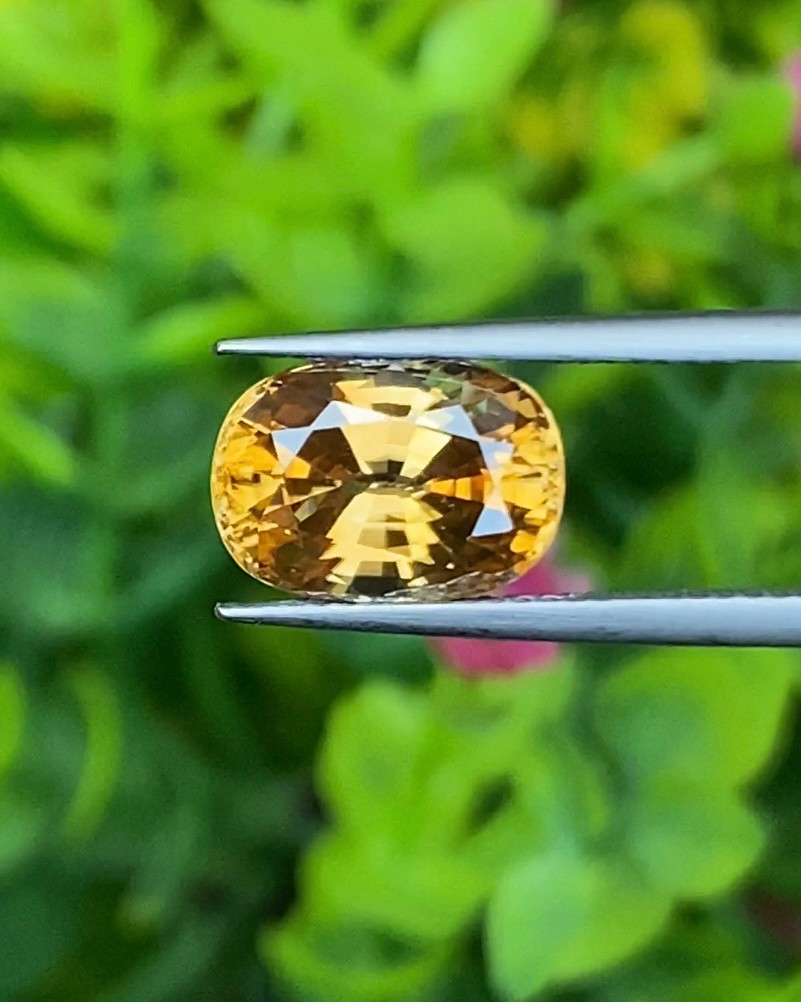 พลอย เพทาย Natural Zircon 5.00 กะรัต (Cts.) พลอยแท้อัญมณีมงคล ประจําวันเกิด เครื่องประดับพลอย