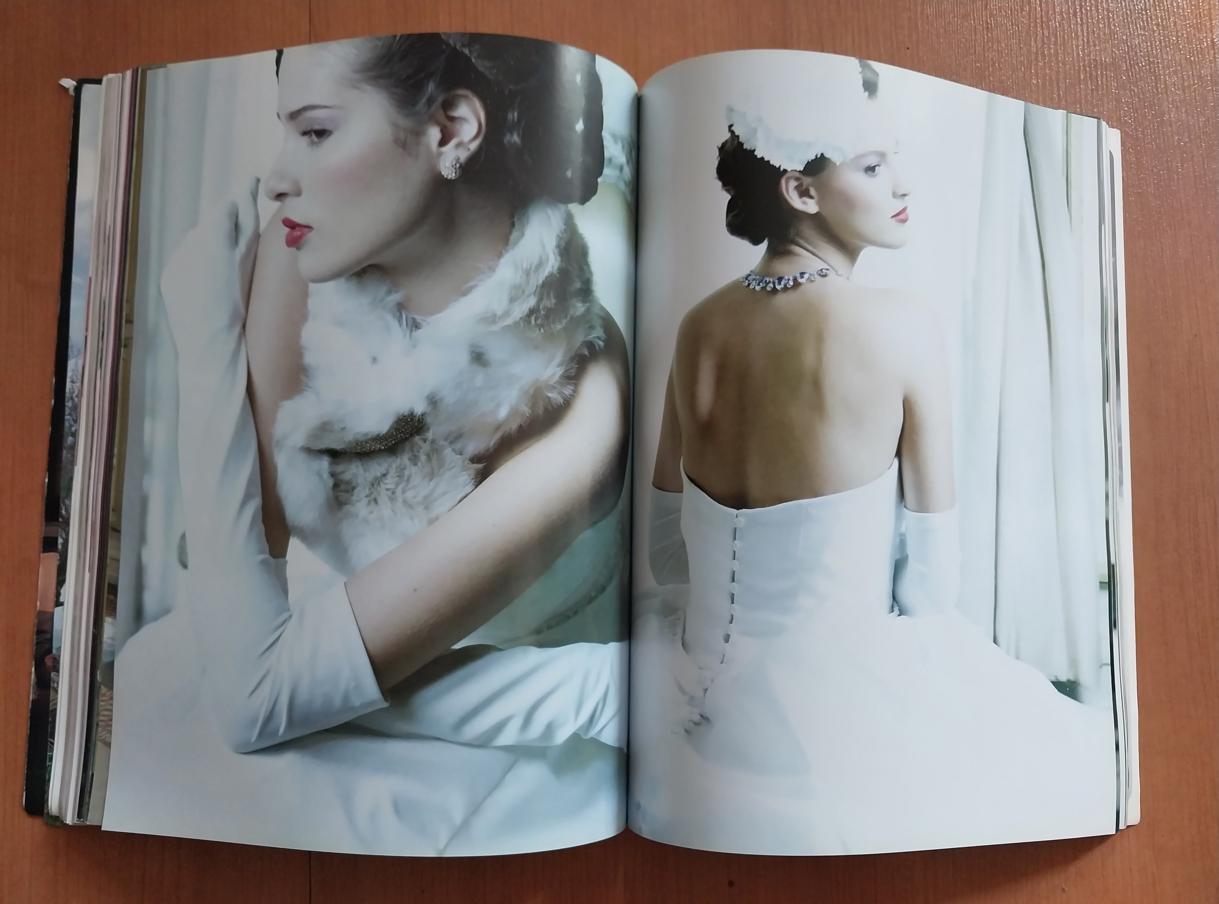 นิตยสารเก่า Wedding เพื่อนผู้รู้ใจเจ้าสาววันนี้ The Ultimate Guide for the Modern Bride หน้าปก นัท มีเรีย