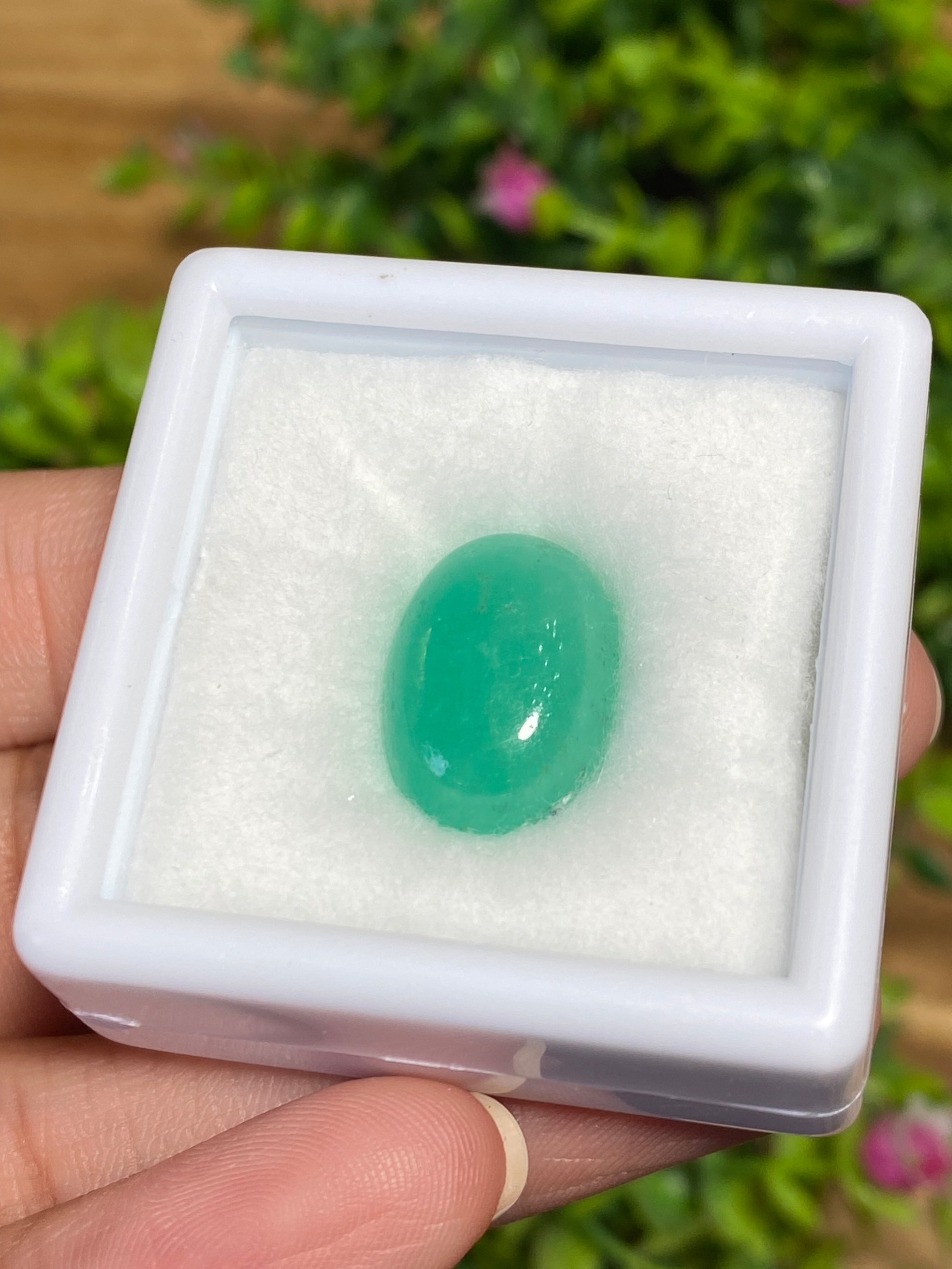 พลอย มรกต โคลัมเบีย Colombian Emerald 9.81 กะรัต (Cts.) พร้อมใบเซอร์ พลอยแท้ อัญมณีมงคลประจําวันเกิด เครื่องประดับพลอย