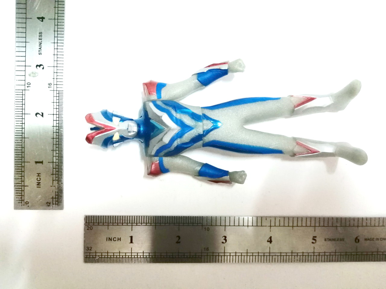 สปาร์คดอล5.5นิ้ว อุลตร้าแมนวิคตอรี สีพิเศษตัว เทาโปร่งแสง ใช้สี บรอนเงิน ฟ้าบรอนส์ ใส่เกล็ด สติ๊กเกอร์ครบ bandai chaina ปี 2012 สภาพดี ใหม่,Special edition,Sparkdoll Ultraman Victory, transparent bronze