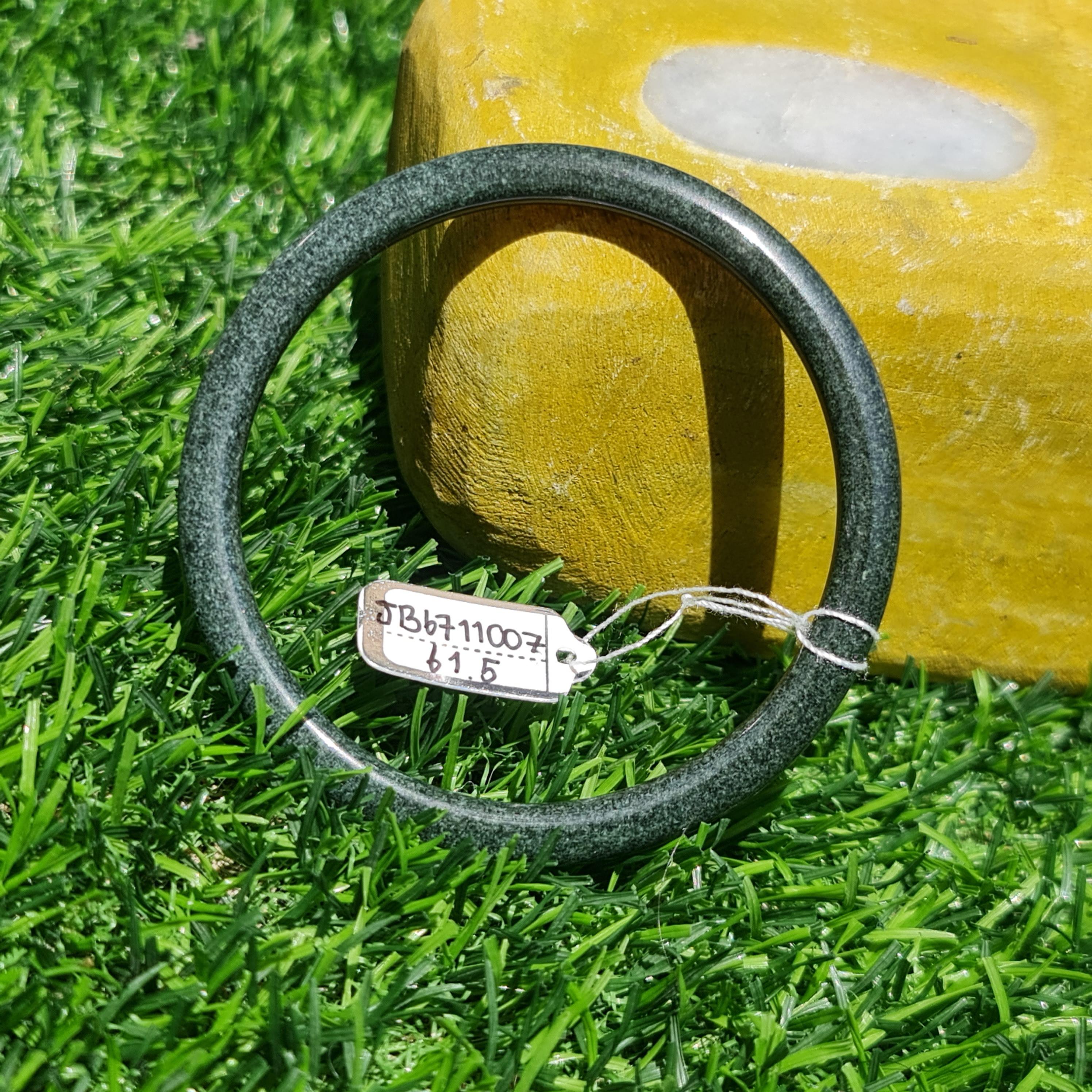 JB6711007 หยก พม่า แท้ Jade กำไลหยก (Jadeite bracelet) พม่า (Myanmar) 61.5 มม.