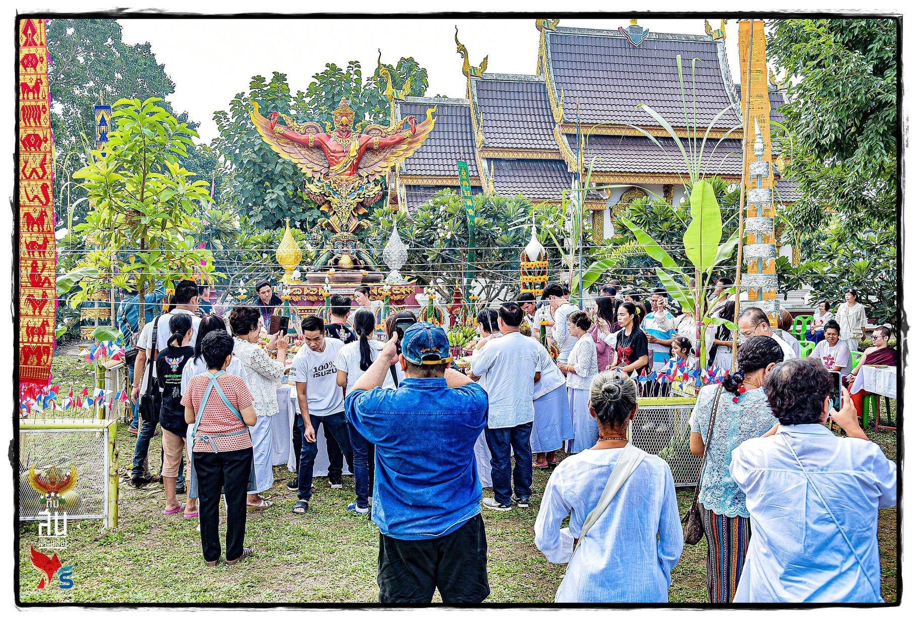 พญาครุฑมังรายศาสตร์ ขนาดตั้งหน้ารถ