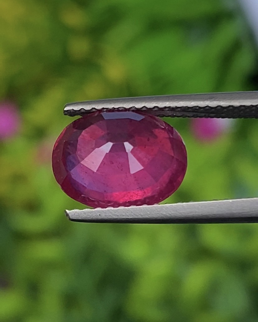 พลอย ทับทิม (Ruby Sapphire) 3.80 กะรัต (Cts.) พลอยแท้ อัญมณีมงคลประจําวันเกิด เครื่องประดับพลอย