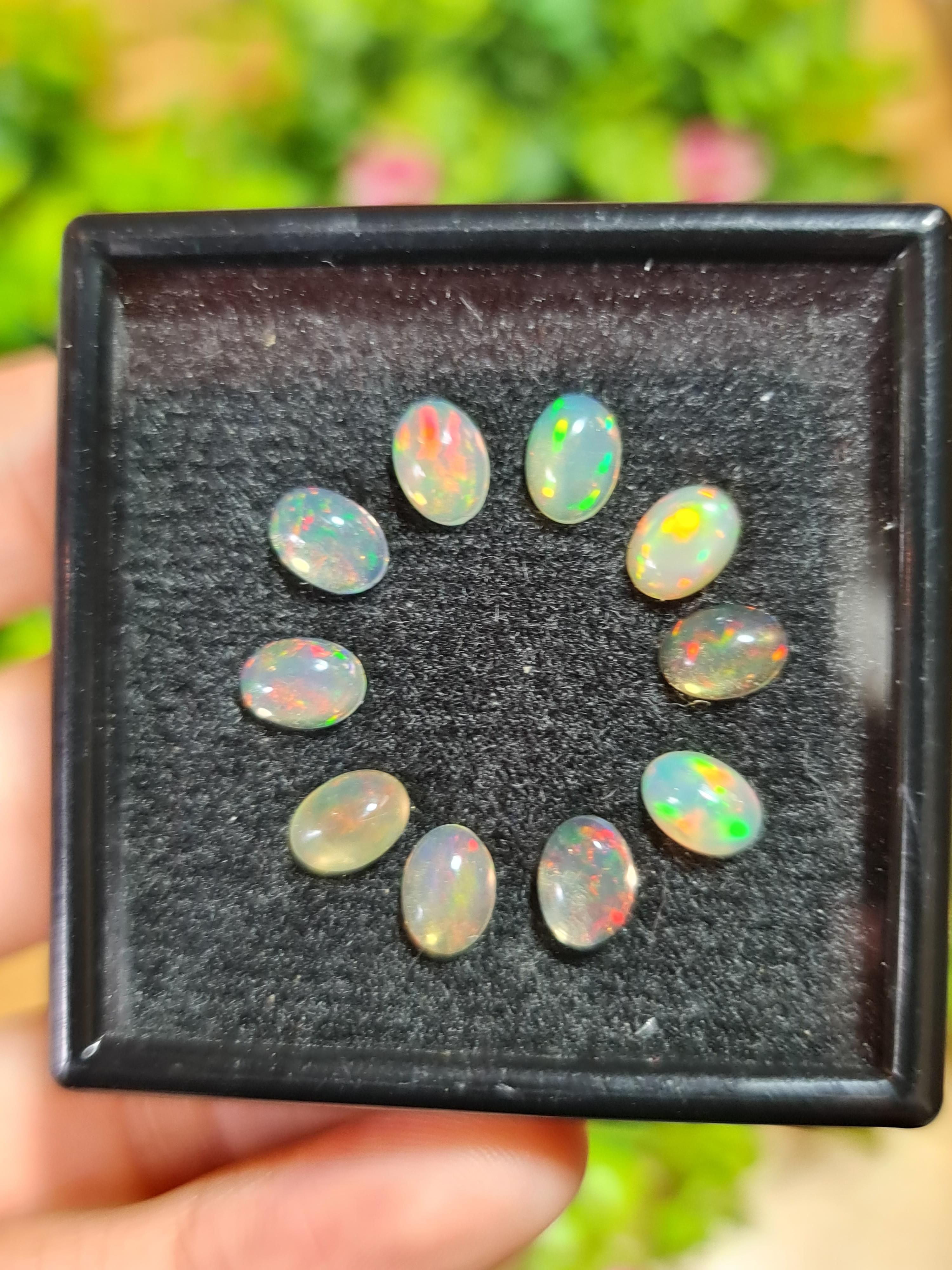 พลอย โอปอล Opal 6.43 กะรัต (Cts.) 10 เม็ด (Pcs.) พลอยแท้ อัญมณีมงคลประจําวันเกิด เครื่องประดับพลอย