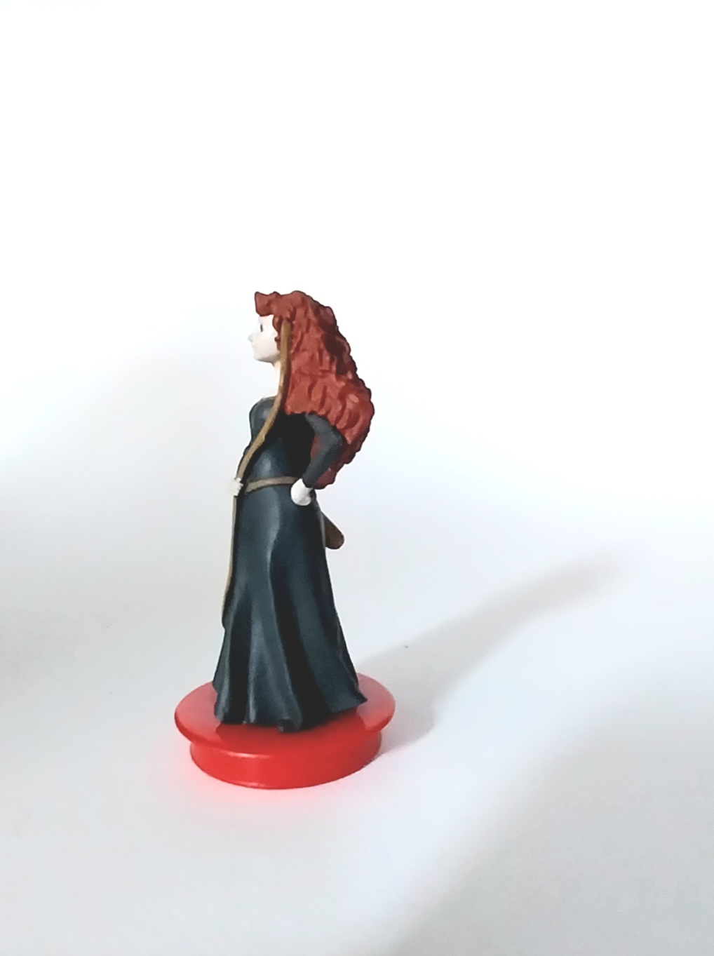 ของสะสม ท๊อปเปอร์ เมอริด้า MERIDAจากภาพยนต์อนิเมชั่น เรื่อง BRAVE ของ ดิสนีย์ Disney เป็นพลาสติก ทำสีสำเร็จ สูง 10 ซม. สภาพสมบูรณ์เก่าเก็บงานสะสม