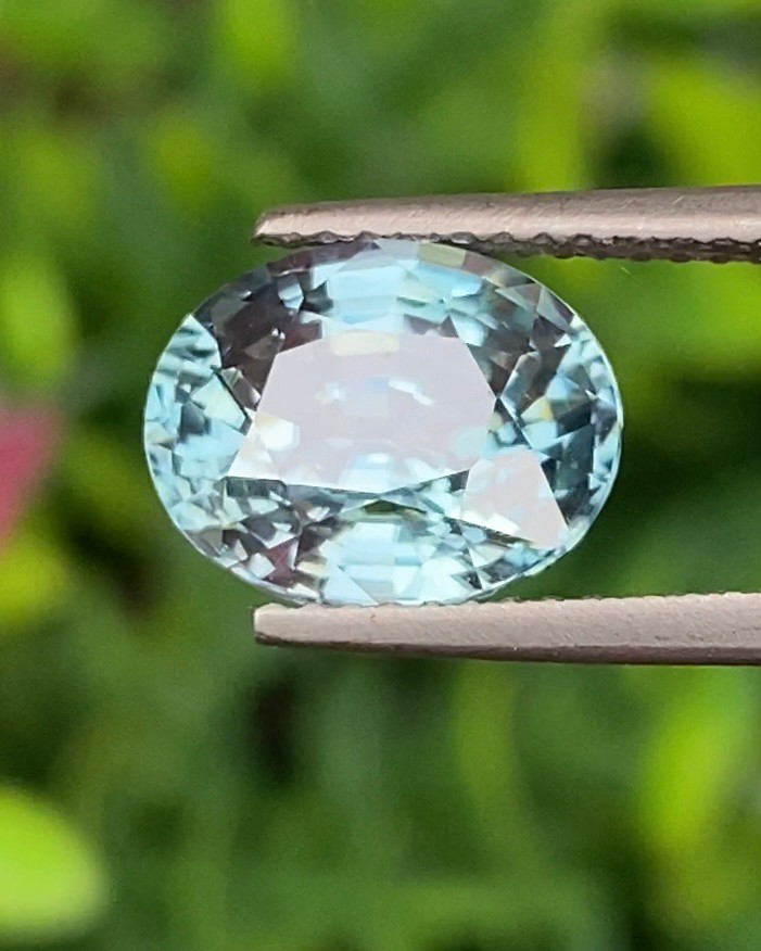 พลอย เพทาย (Zircon) 5.00 กะรัต (Cts.) พลอยแท้ อัญมณีมงคลประจําวันเกิด เครื่องประดับพลอย