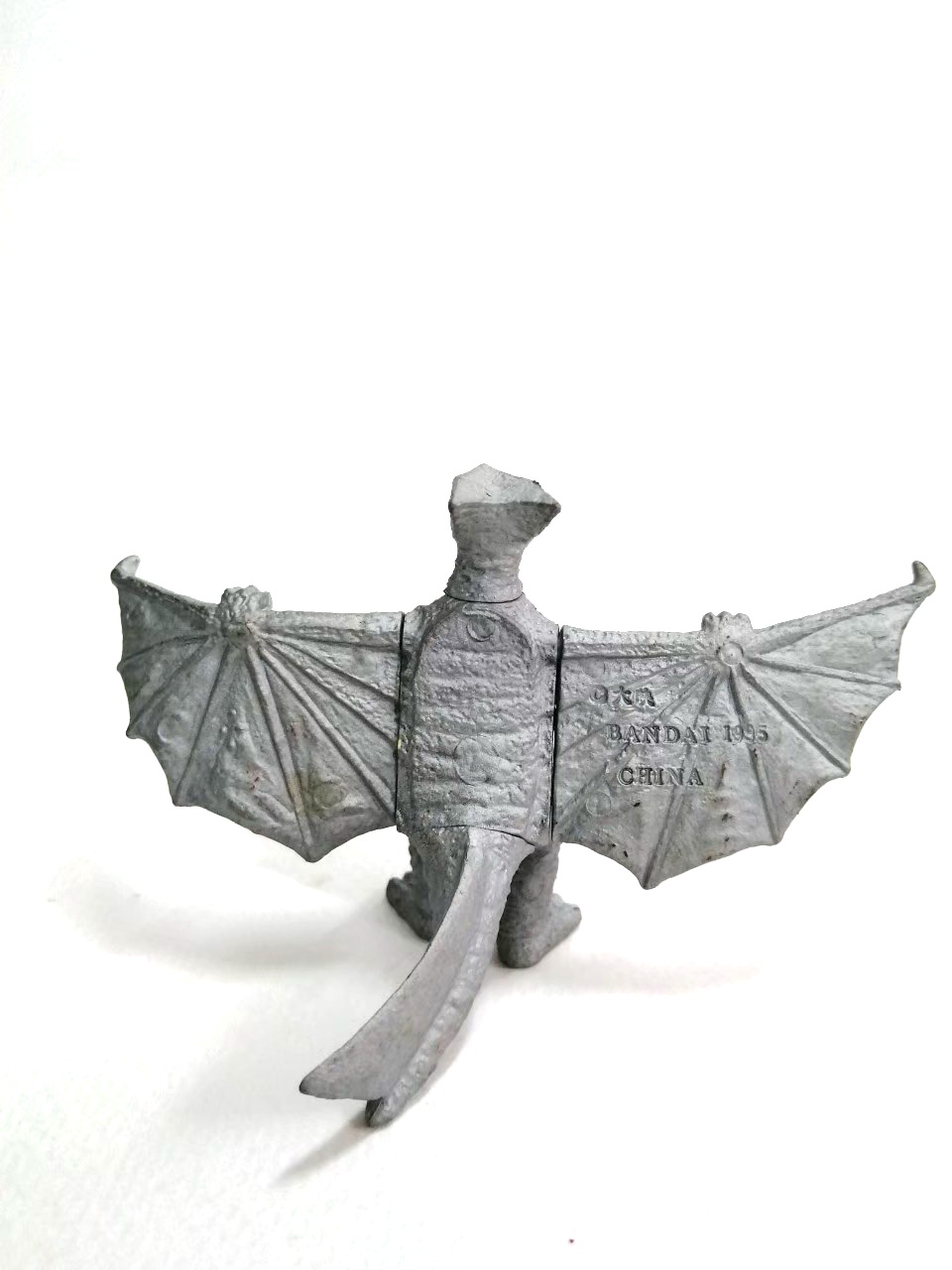 ขนาด 3 นิ้ว กาชาปองกาออส/ไกออส จาก กาเมร่า 1995 มือสองสภาพดีขายตามสภาพ