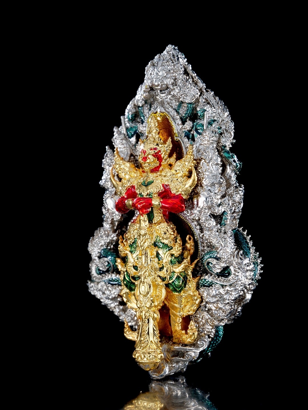 ท้าวเวสสุวรรณเหรียญจำปี รุ่น เหนือสยาม รายการพิเศษเฉพาะศูนย์จอง เนื้อบรอนซ์ชุบเงินลงยา ราคา 2,599 บาท