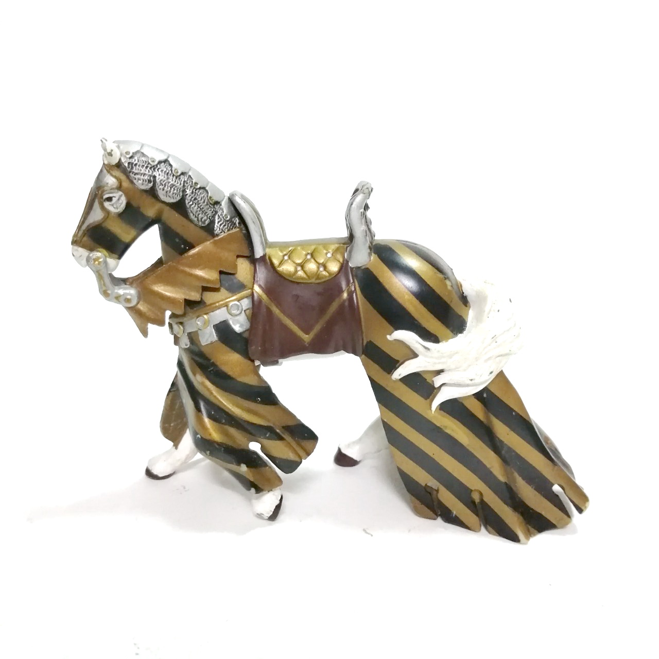 ฟิกเกอร์ยางตัน ม้าในชุดออกรบ ของอัศวิน (เฉพาะม้า) ขนาดตามรูป สภาพดี มีรอยบ้าง