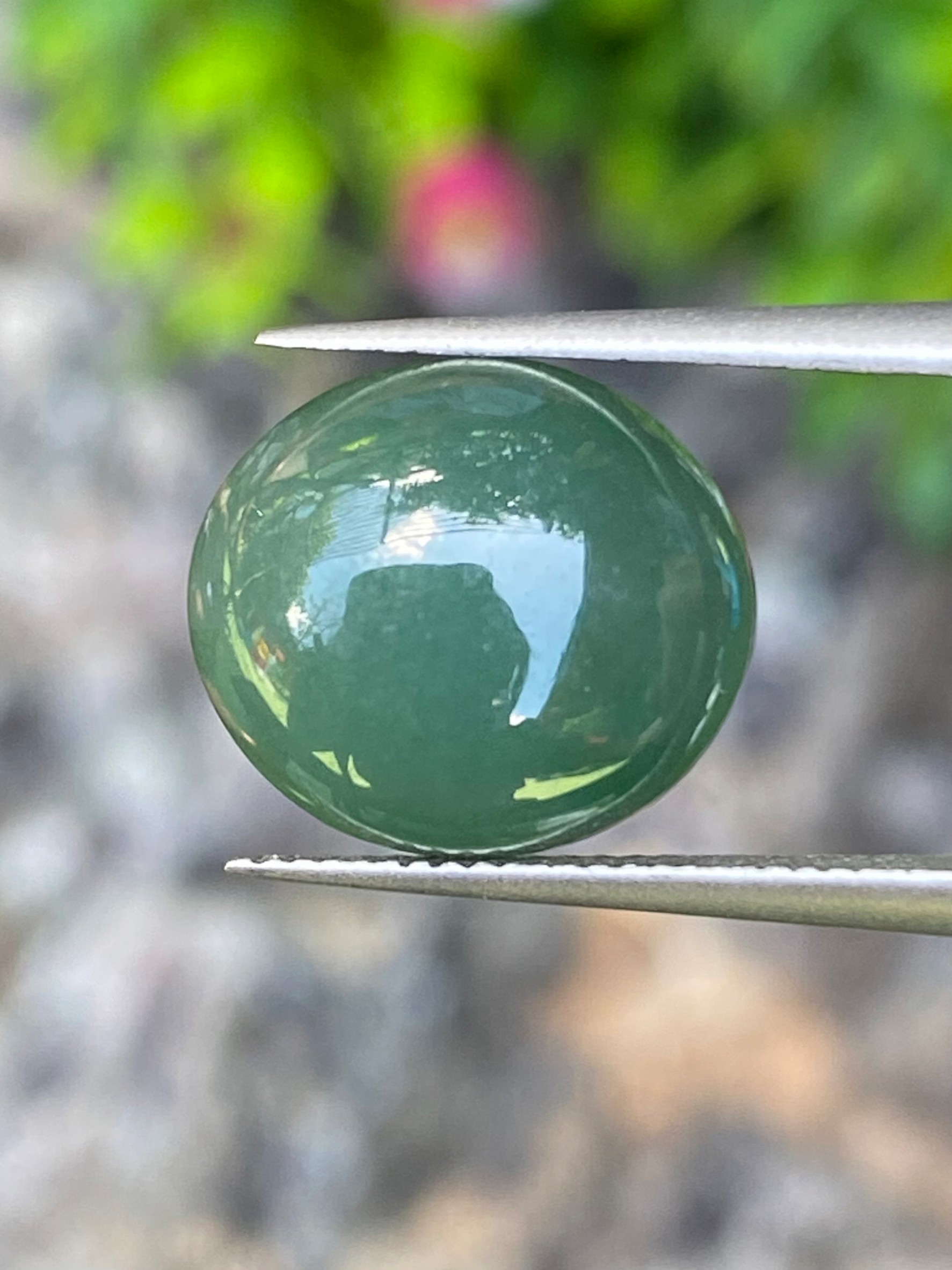 หยกพม่าเจียรนัย (Burmese jade ) 6.82 กะรัต หยกแท้ อัญมณีมงคลประจําวันเกิด เครื่องประดับหยก