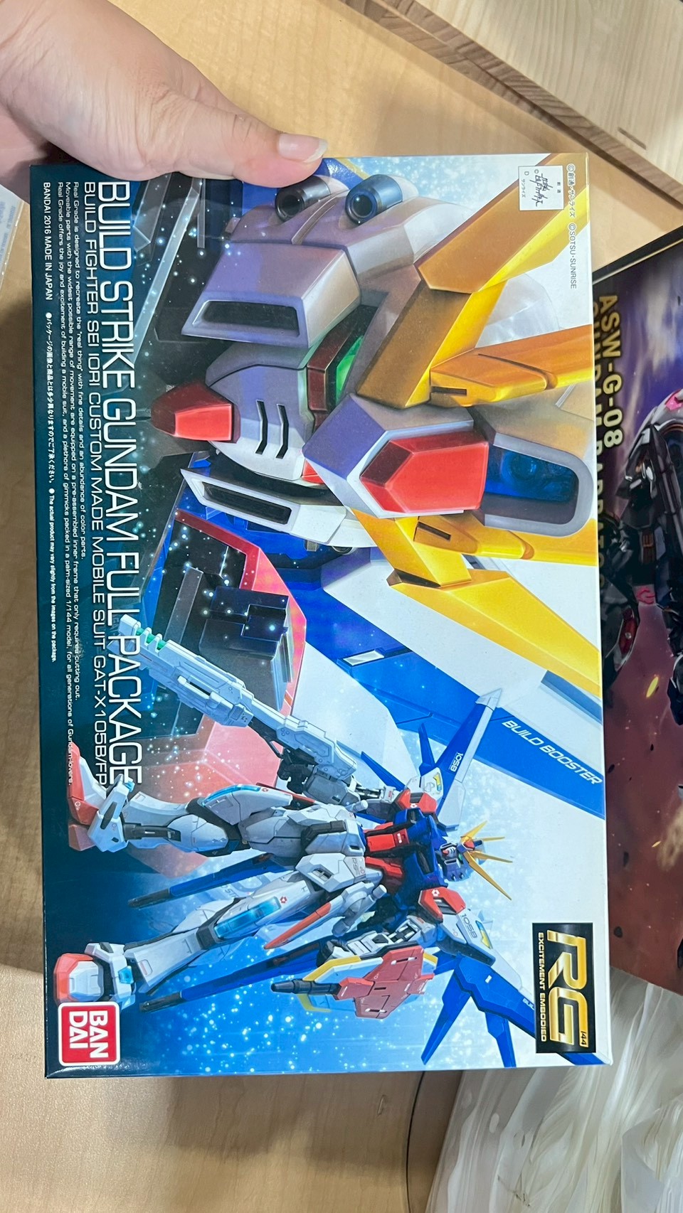 Bandai RG Build Strike Gundam Package