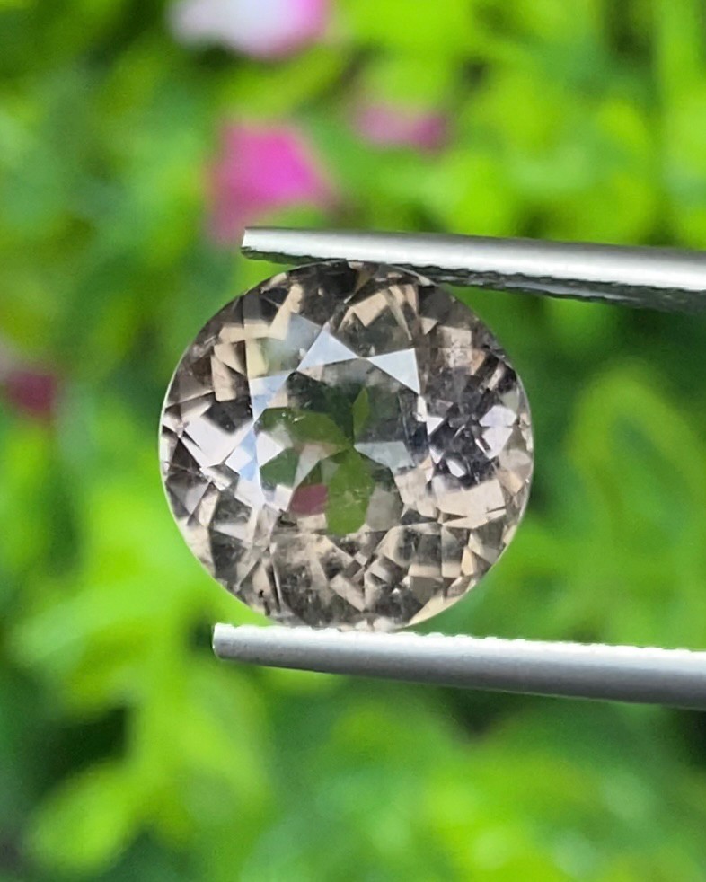 พลอย ทัวร์มาลีน Tourmaline 6.67 กะรัต (Cts.) พลอยแท้ อัญมณีมงคลประจําวันเกิด เครื่องประดับพลอย