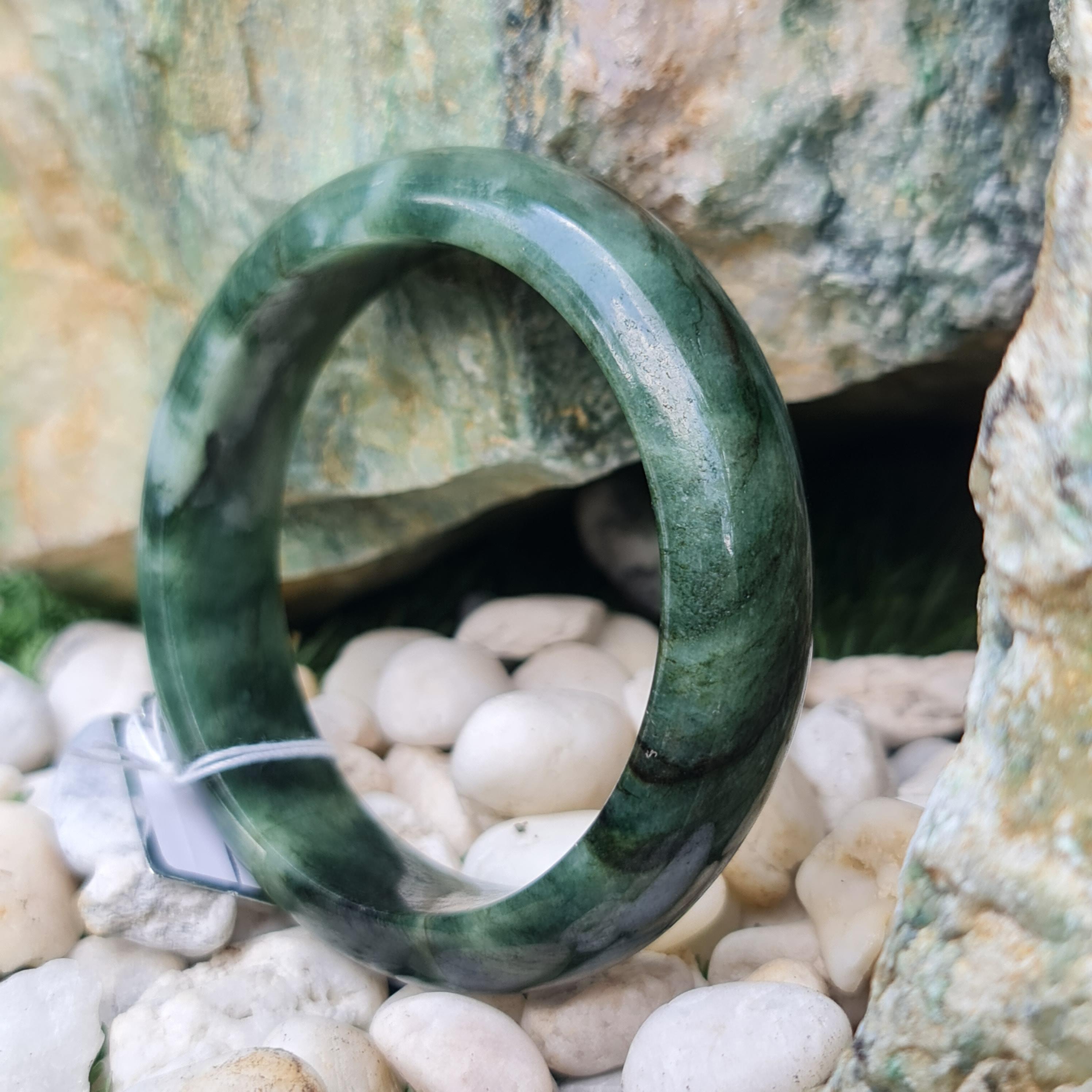 JB6804107 หยก พม่า แท้ Jade กำไลหยก 56.4 มม. (Jadeite bracelet) พม่า (Myanmar)