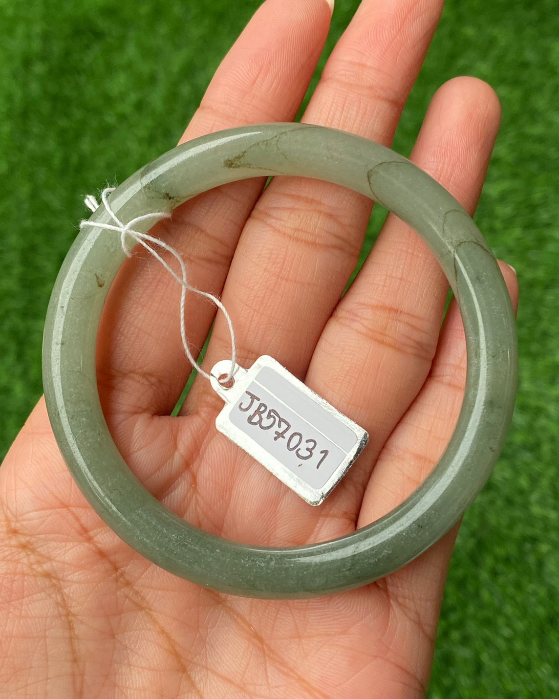 JB57031 หยก พม่า แท้ Jade กำไลหยก 57.2 มม. (Jadeite bracelet) พม่า (Myanmar)