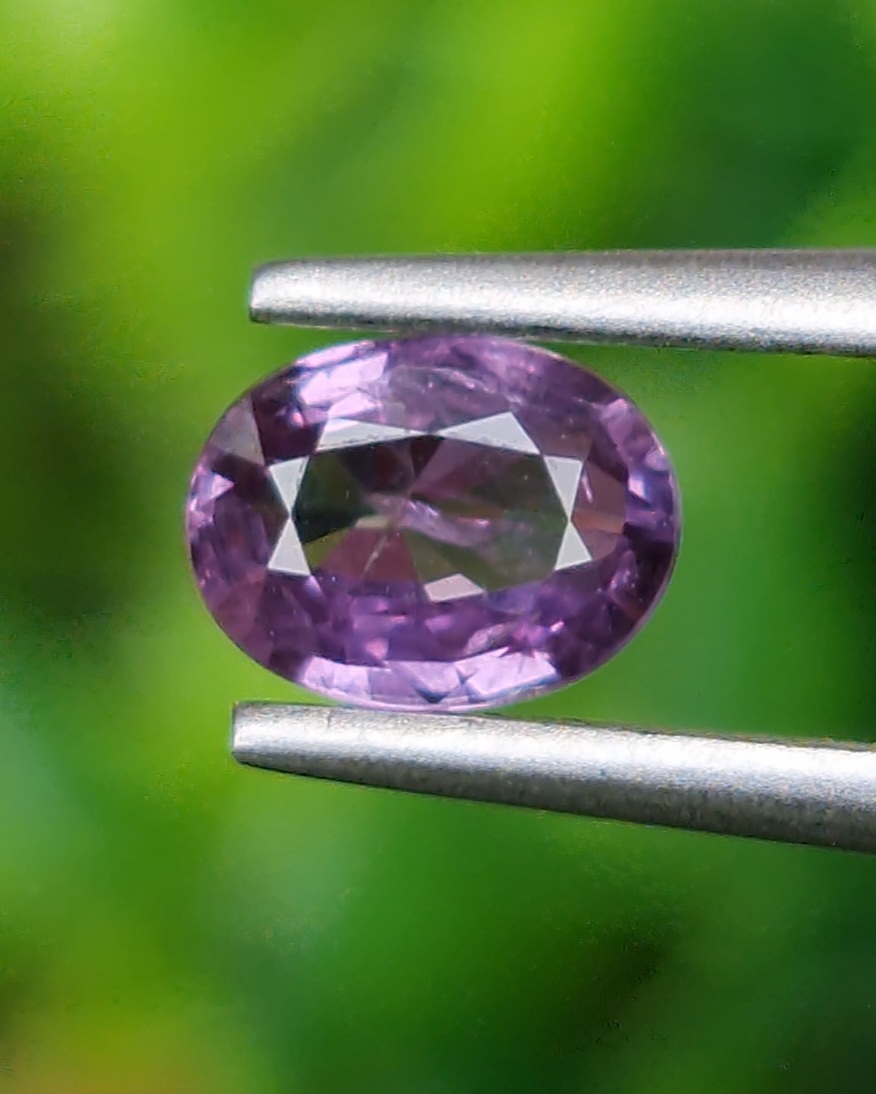 พลอย เพอเพิล แซฟไฟร์ สีม่วง Purple Sapphire ดิบ Unheated 0.75 กะรัต (Cts.) พลอยแท้ อัญมณีมงคลประจําวันเกิด เครื่องประดับพลอย