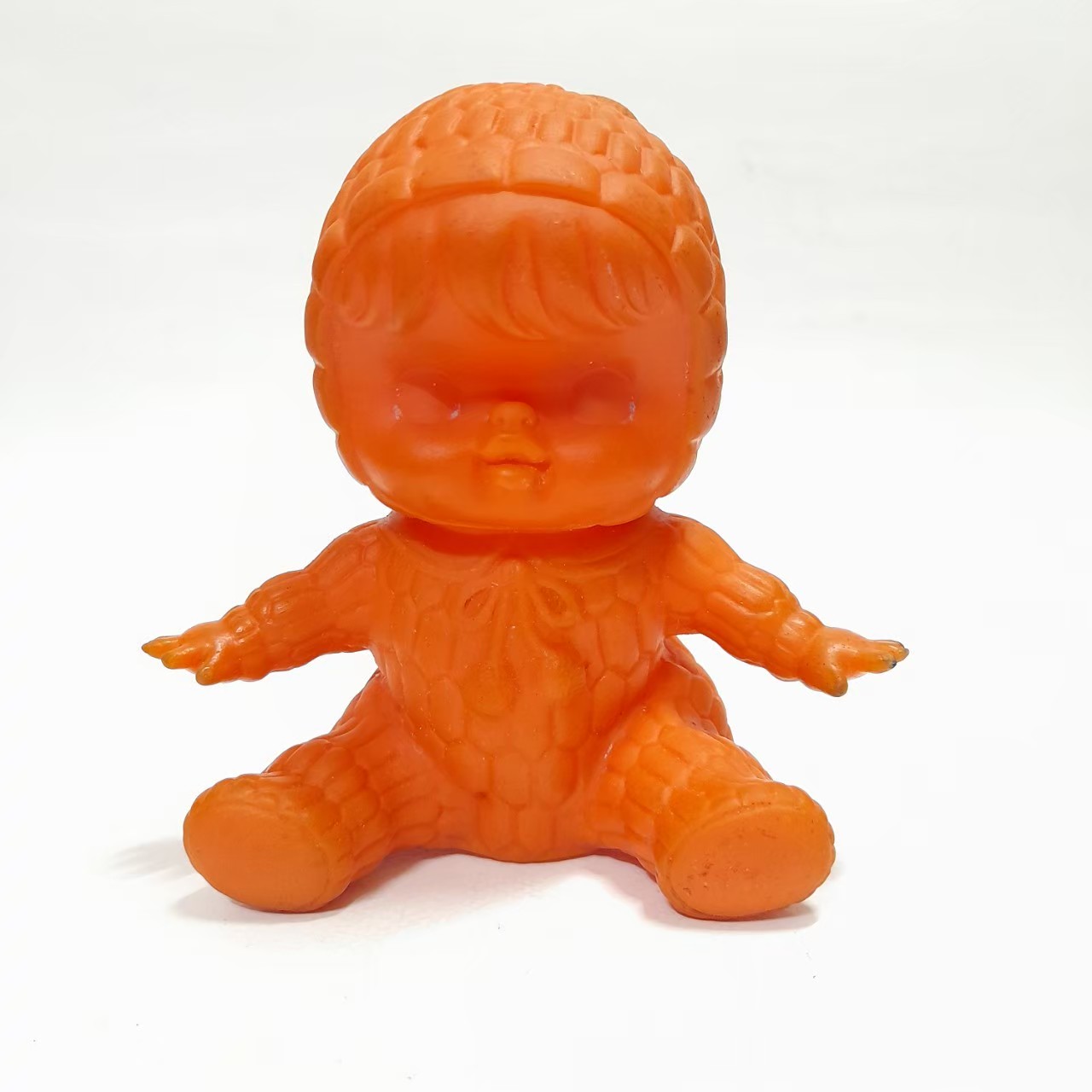ตุ๊กตางานไทย***มีตำหนิบ้าง ตามภาพ vintage baby doll ไม่มีปั๊ม แคแรคเตอร์ ยางโปร่ง มือสองมีรอย ขายตามสภาพงานเก่า