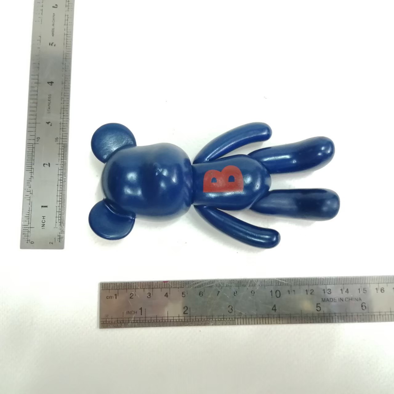 ขนาด5นิ้ว ฟิกเกอร์พลาสติก แบร์บลิค ขยับแขนขาได้ มือสอง ตามสภาพ มีรอยบ้าง