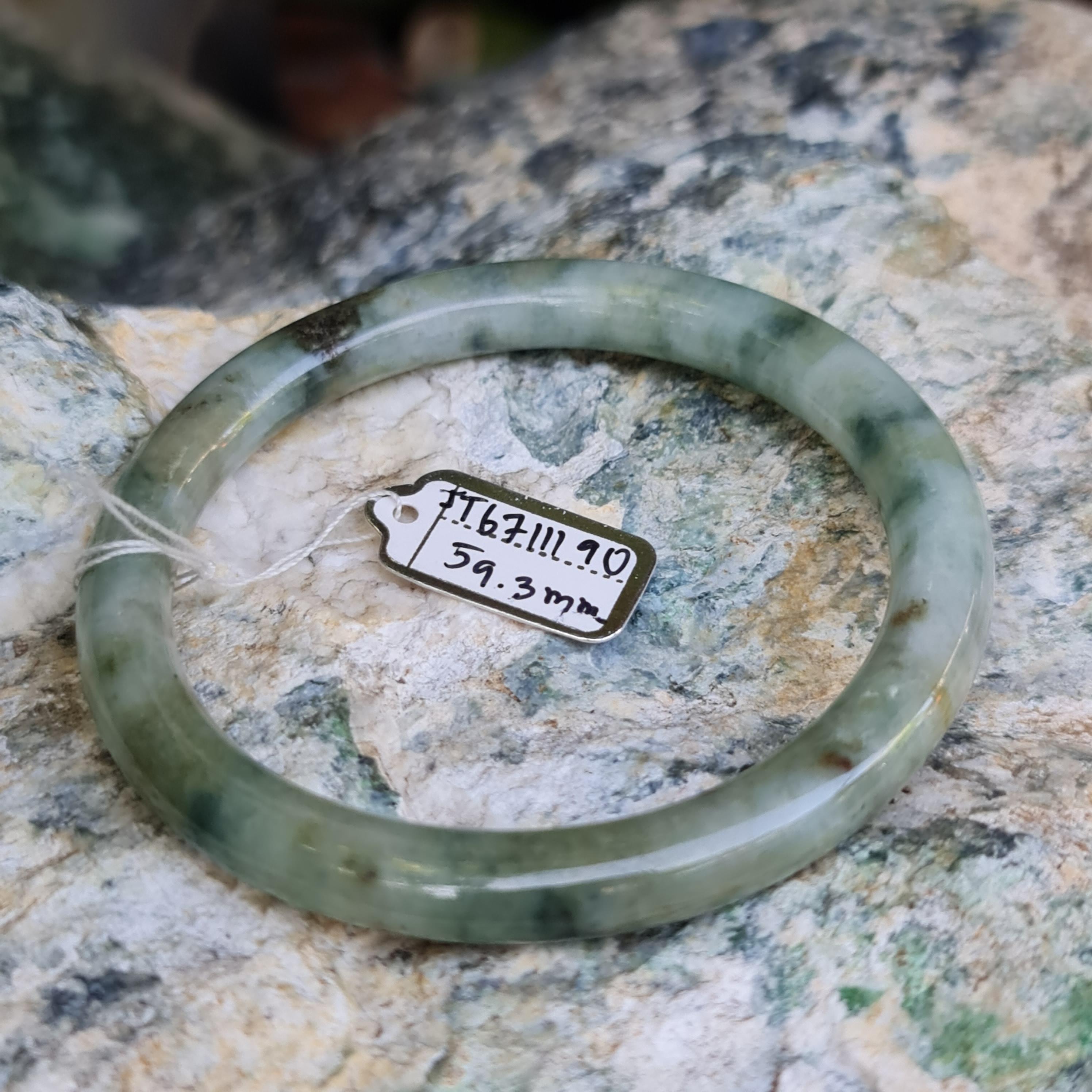 JT6711190 หยก พม่า แท้ Jade กำไลหยก (Jadeite bracelet) พม่า (Myanmar) 59.3 มม.