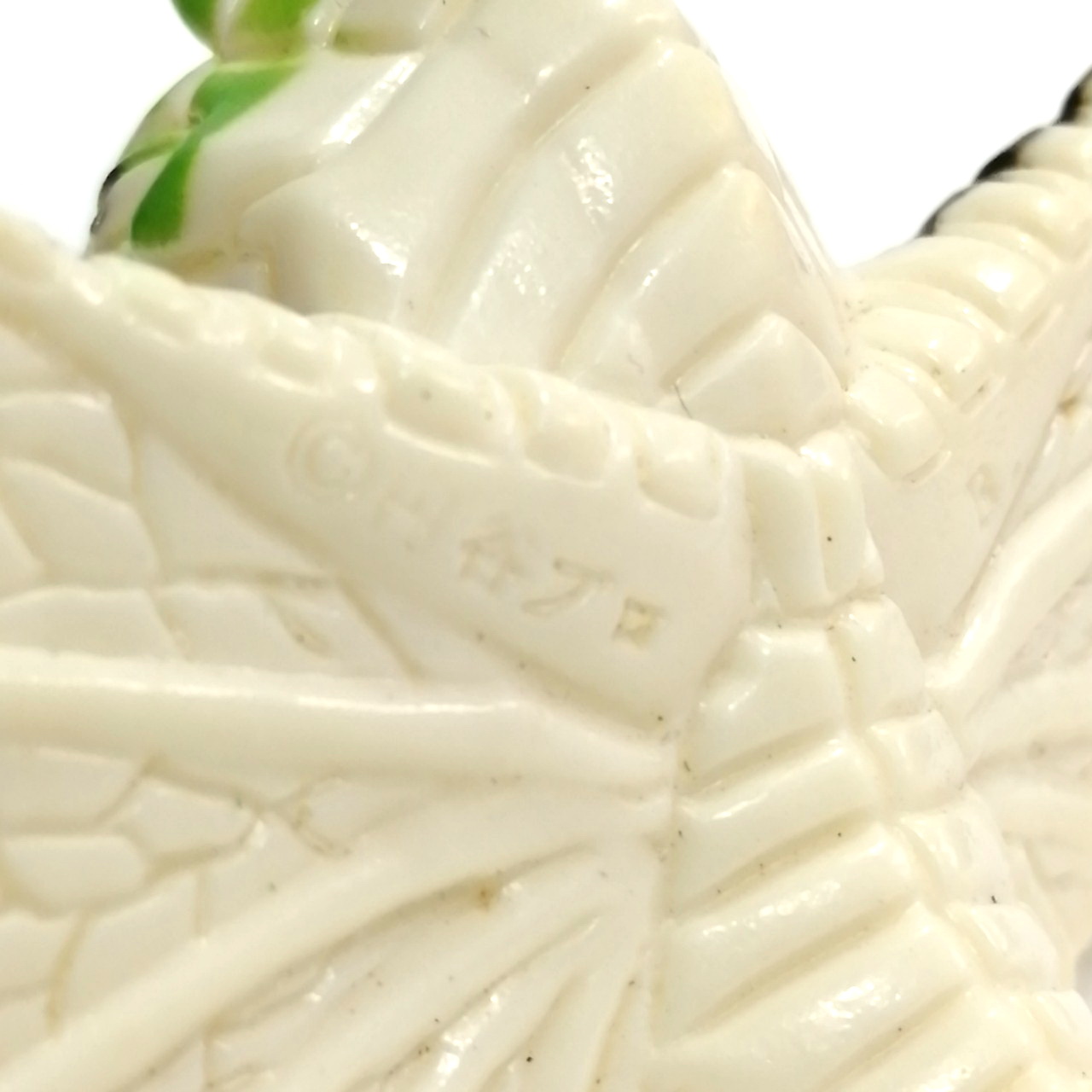 ซอฟสวมนิ้ว สัตว์ประหลาดอุลตร้าแมนโดราโก้ มีรอยบ้าง