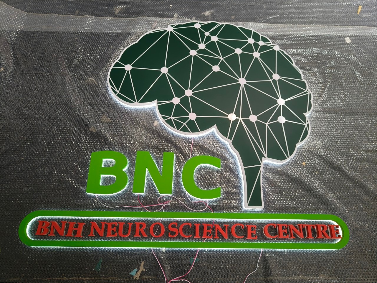 ป้ายไฟออกหลัง BNC