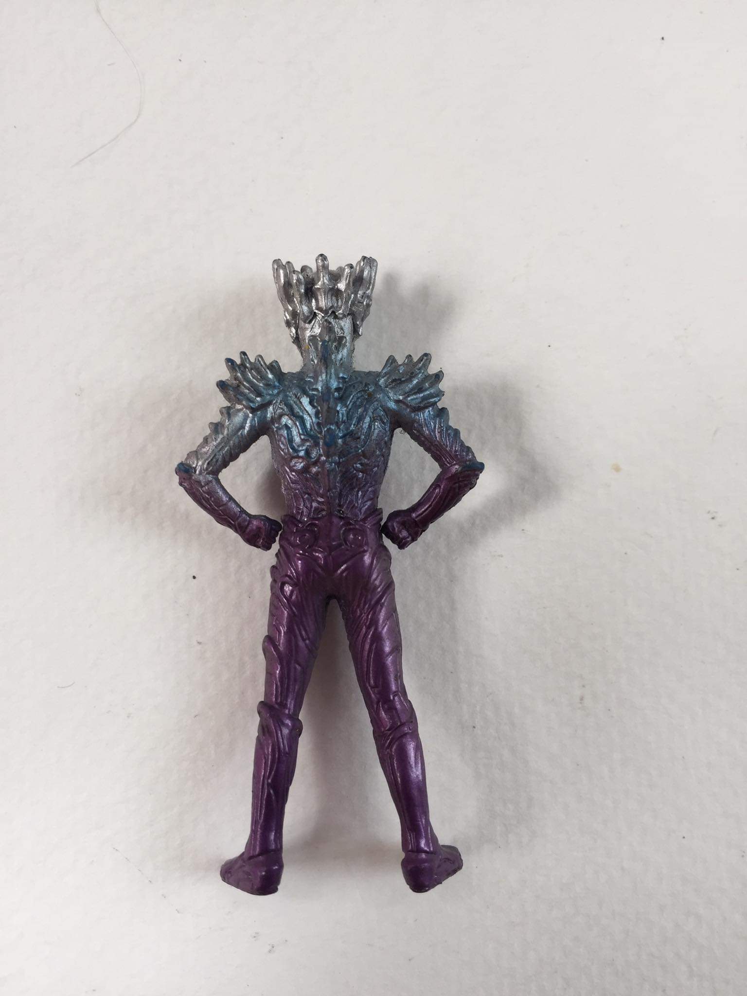 ฟิกเกอร์ยางตัน 2-2.5นิ้ว ขนาดตามรูป อุลตร้าแมนซาก้า มือสองสภาพดีมีรอยบ้าง