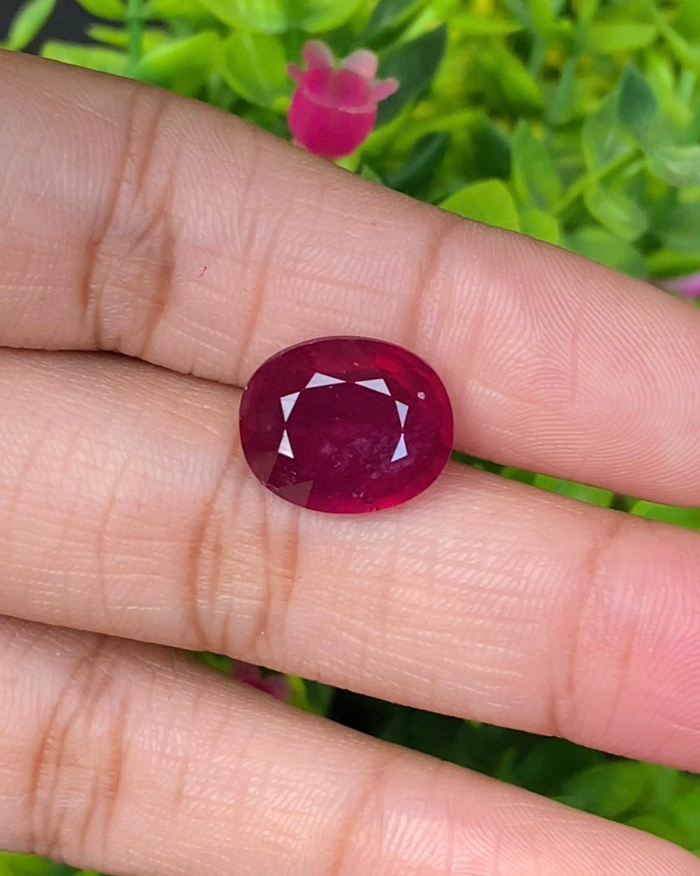 พลอย ทับทิม (Ruby Sapphire) 9.90 กะรัต (Cts.) พลอยแท้ อัญมณีมงคลประจําวันเกิด เครื่องประดับพลอย