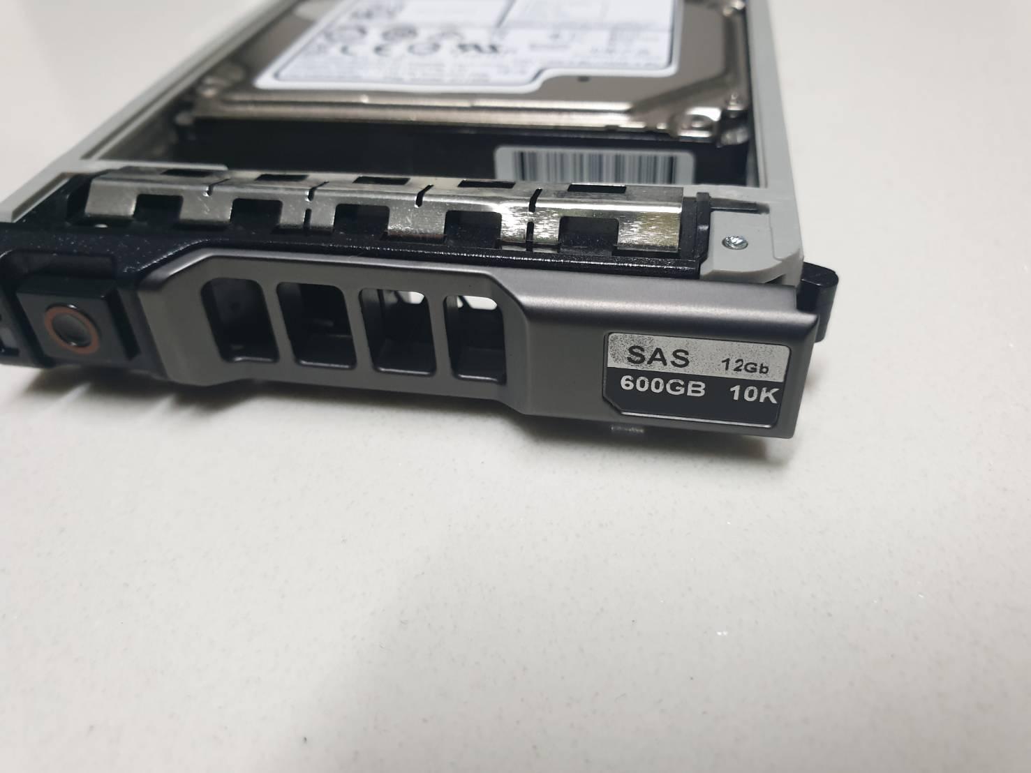 Dell Sas 600 GB with Tray
