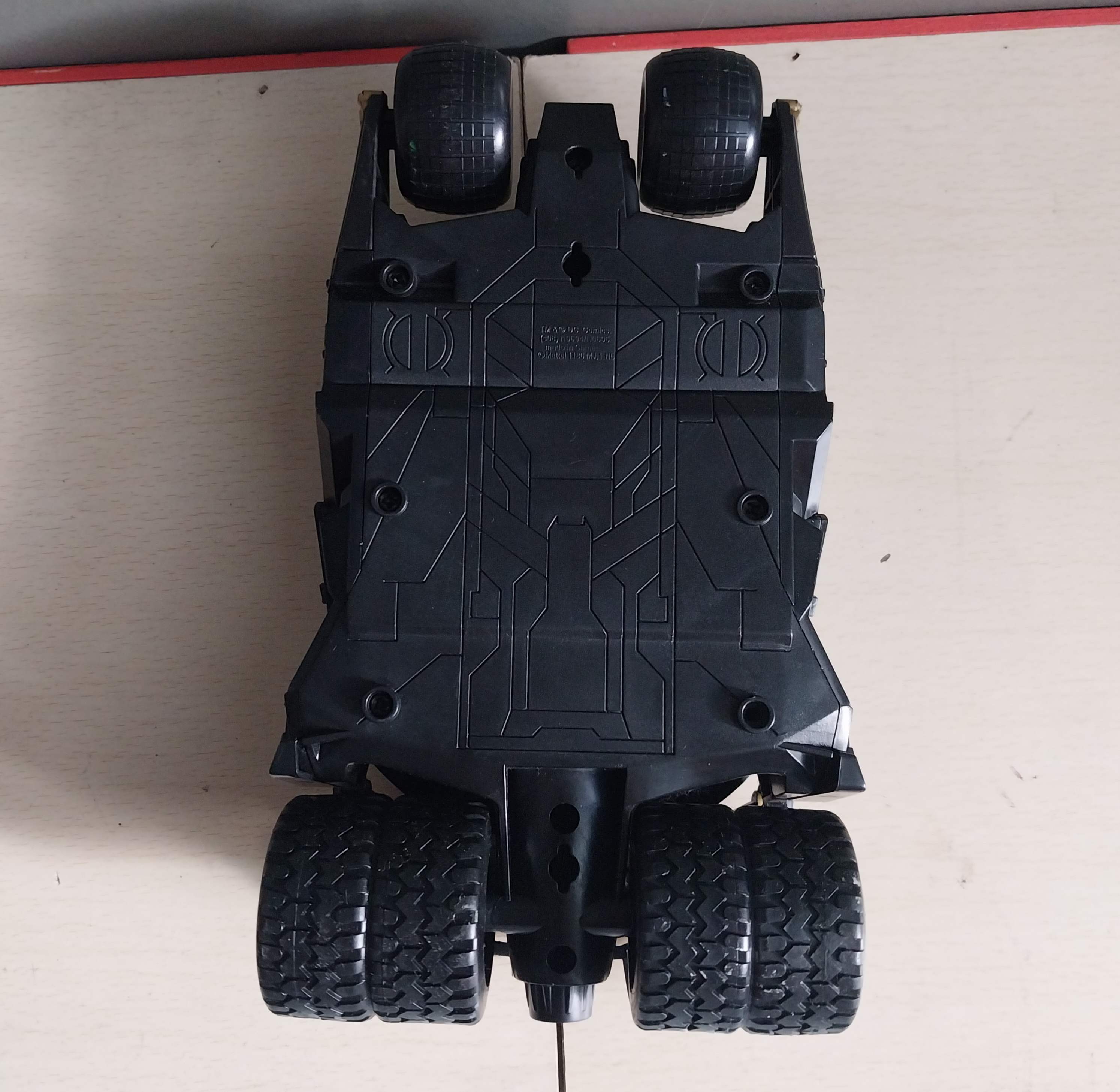 มีหลายภาพ #รถแบทแมน #Batmobile Tumbler จากภาพยนตร์เรื่อง The Dark Knight Rises ซึ่งผลิตโดย Mattel ในปี 2008