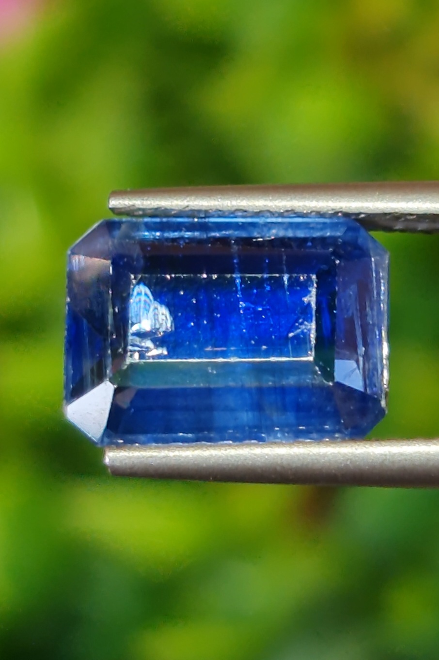 พลอย ไคยาไนต์ Kyanite 4.65 กะรัต (Cts.) พลอยแท้ อัญมณีมงคลประจําวันเกิด เครื่องประดับพลอย