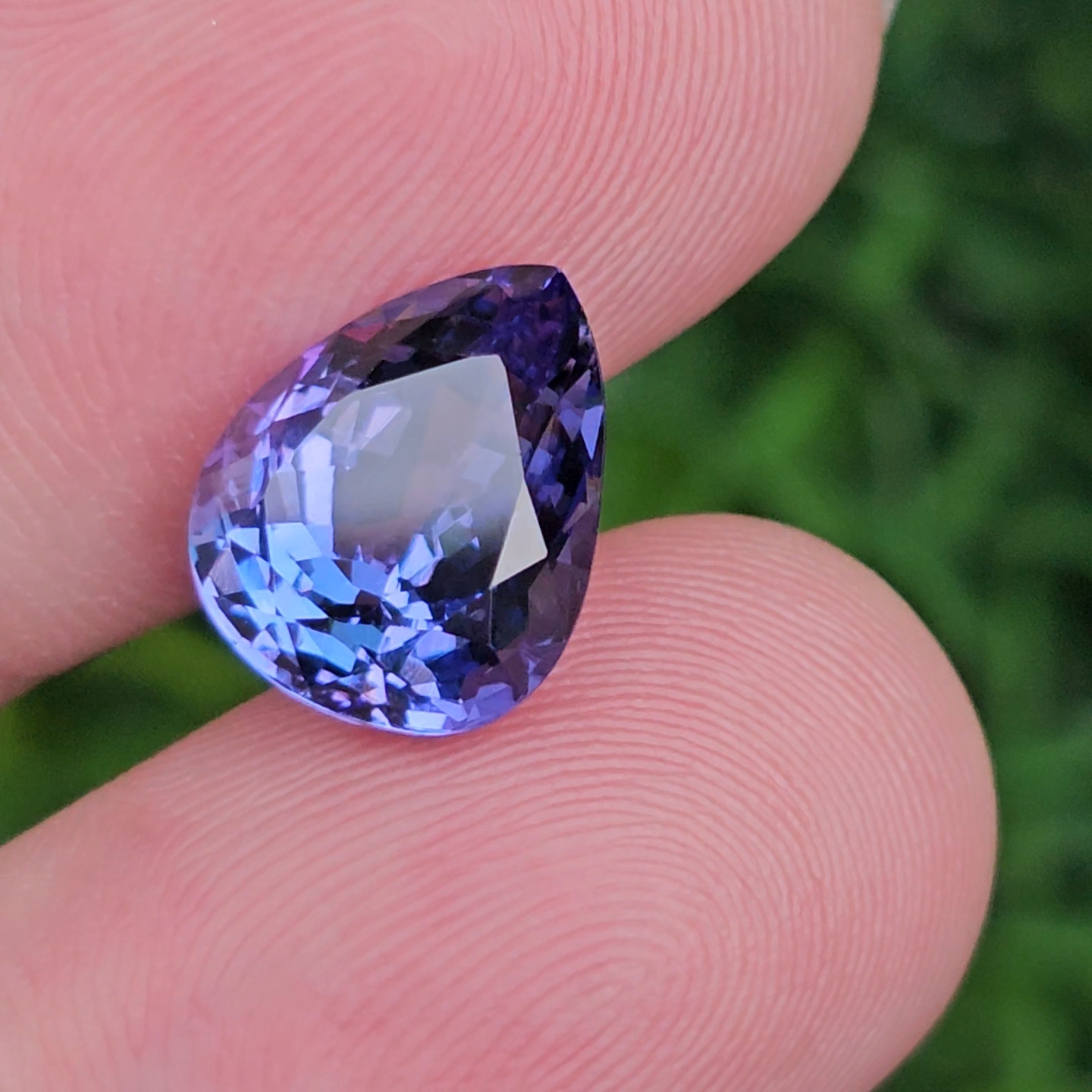 พลอย แทนซาไนท์ Tanzanite 5.30 กะรัต (Cts) พร้อมใบเซอร์ พลอยแท้อัญมณีมงคล ประจําวันเกิด เครื่องประดับพลอย