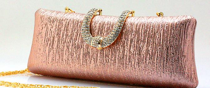 พร้อมส่ง Evening Clutch กระเป๋าออกงาน สี น้ำตาลทอง แบบเรียบหรู คาดคริสตัลฝาปิด