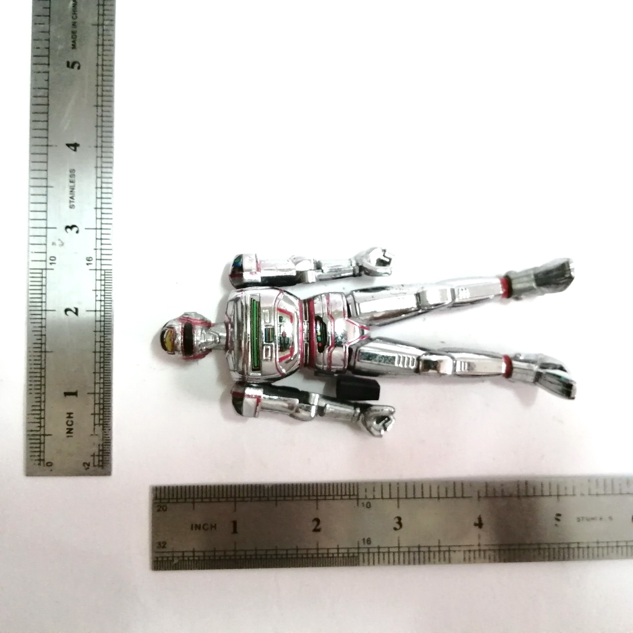 หุ่นเหล็ก มีบางส่วนเป็นพลาสติก จิ้งจอกอวกาศ จัสเปี้ยน มีรอย *** ไม่ทราบแบรนด์ มีตำหนิตามภาพ งานเก่าหายาก เก่าเก็บ มีรอย พิจารณาก่อนซื้อ