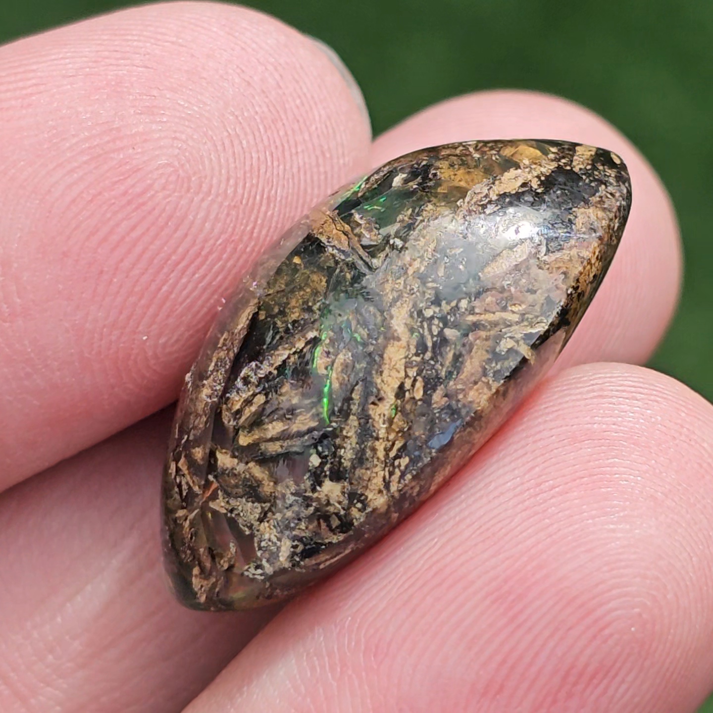 พลอย โอปอล Opal 32.50 กะรัต (Cts.) พลอยแท้ อัญมณีมงคลประจําวันเกิด เครื่องประดับพลอย