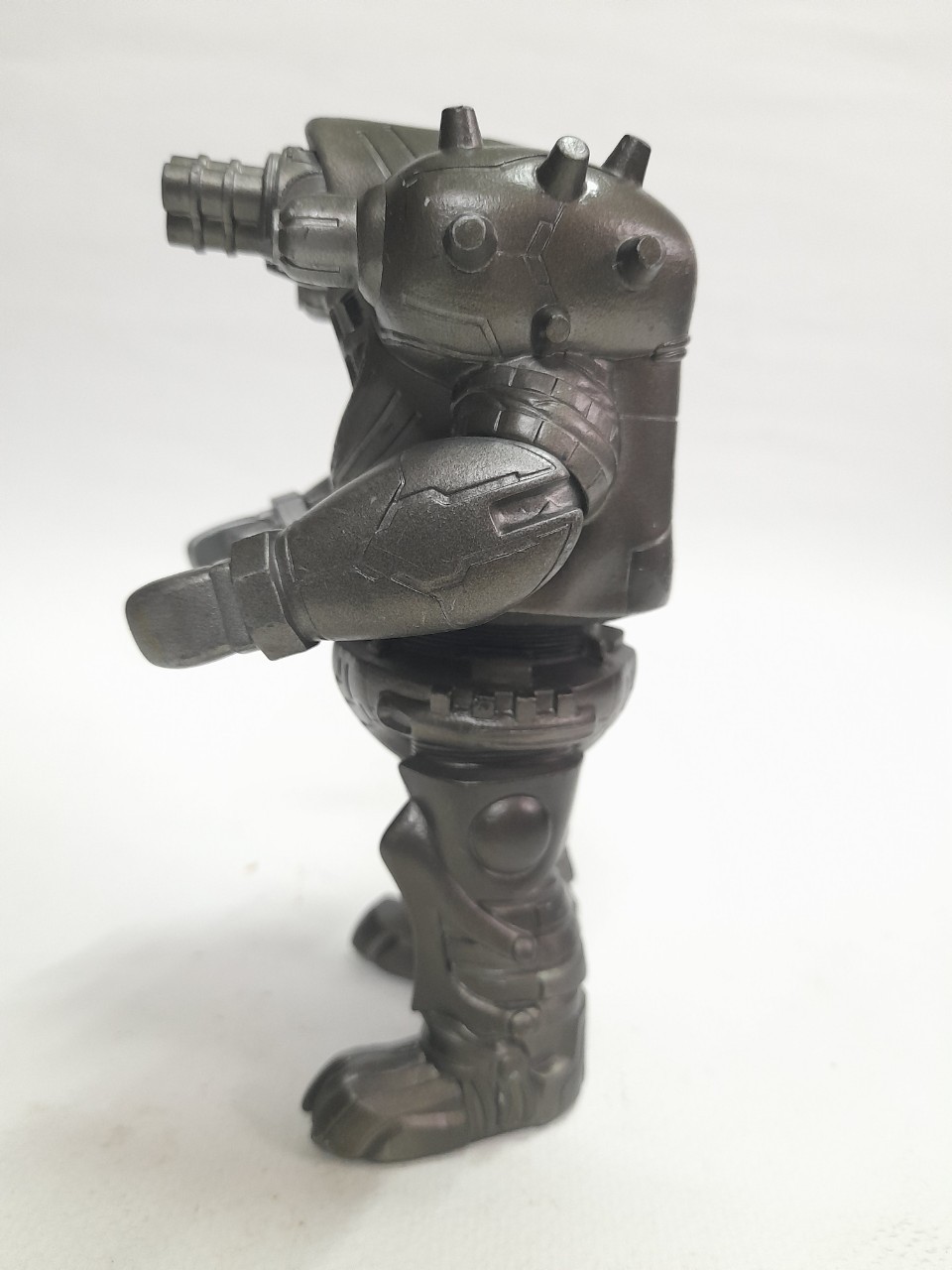 ซอฟ 6.5-7 นิ้ว หุ่นยนต์ เอมเพอไรเซอร์ จากอุลตร้าแมนเมบิอุส มือสอง สภาพดี มีรอยบ้าง มีปั๊มใต้เท้า ไม่พบบ่อย