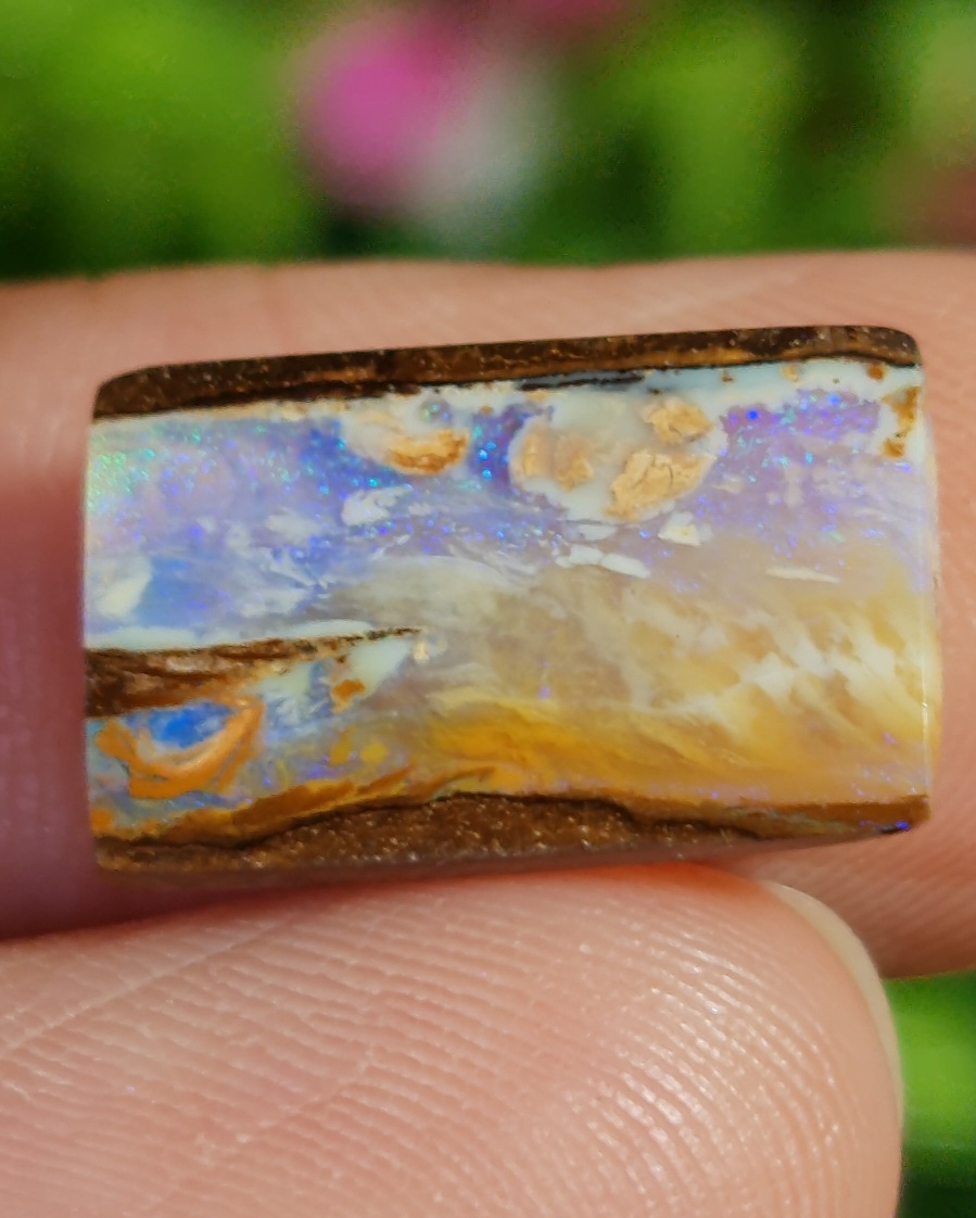 พลอย โบลเดอร์ โอปอล ออสเตรเลีย Australian Boulder Opal 6.30 กะรัต (Cts.) พลอยแท้ อัญมณีมงคลประจําวันเกิด เครื่องประดับพลอย