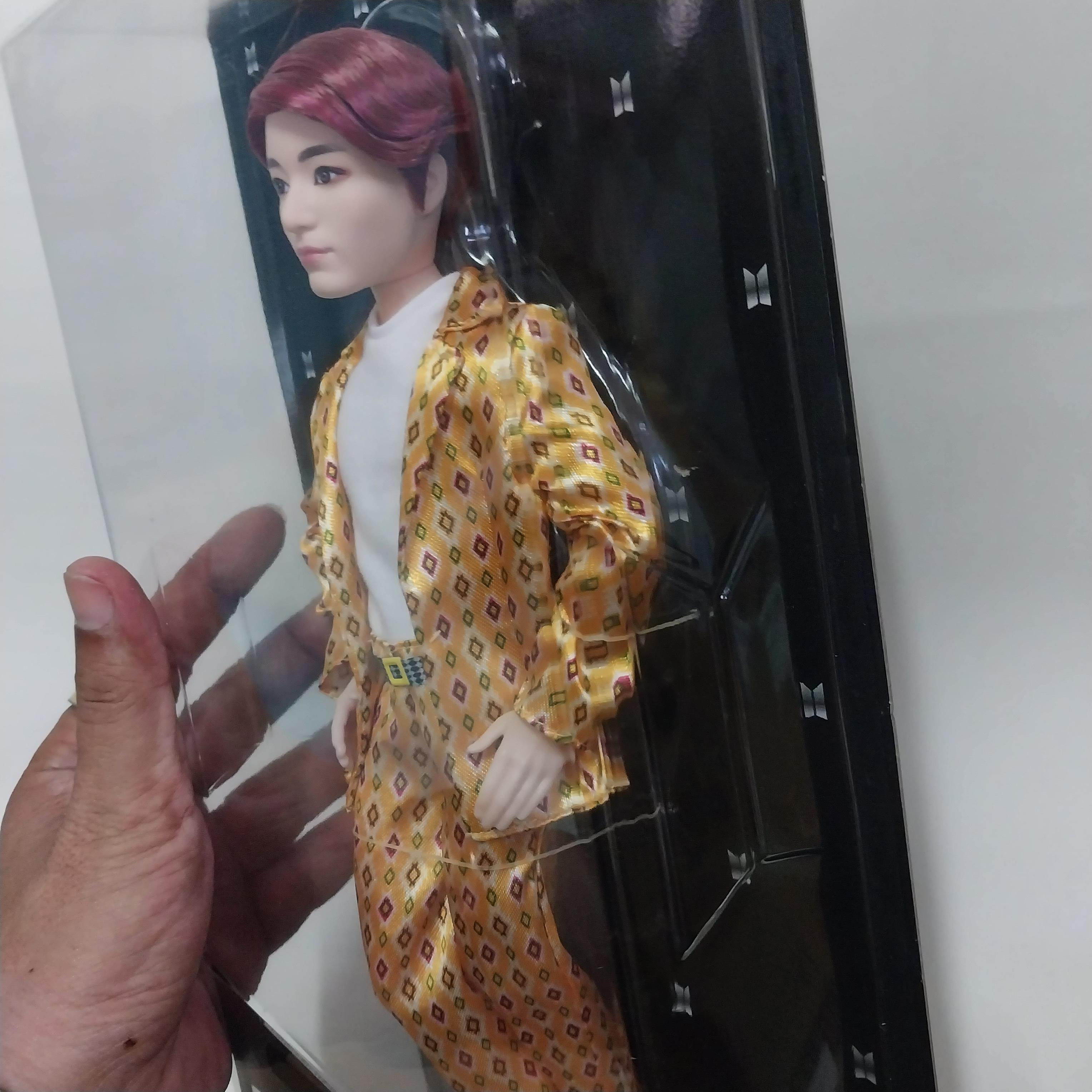 มีหลายภาพ มือ1 กล่องชำรุดบ้าง มีหลายภาพ ตุ๊กตาบอยแบรนด์เกาหลี BTS ของแท้แมทเทล