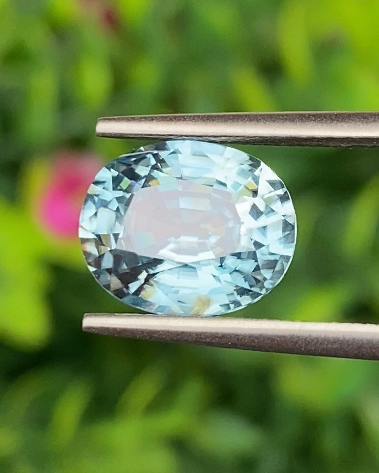 พลอย เพทาย Natural Zircon 5.16 กะรัต (Cts.) พลอยแท้อัญมณีมงคล ประจําวันเกิด เครื่องประดับพลอย