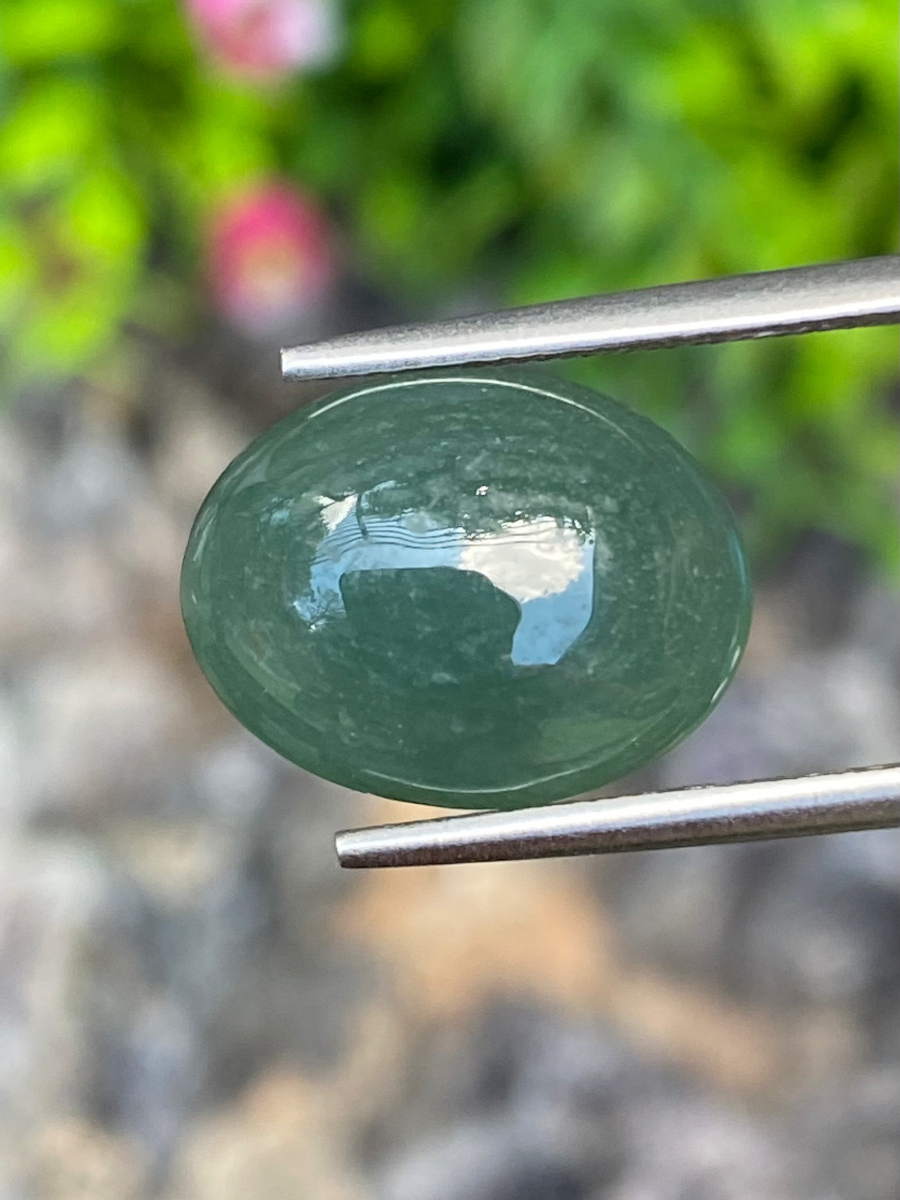 หยกพม่าเจียรนัย (Burmese jade ) 7.75 กะรัต หยกแท้ อัญมณีมงคลประจําวันเกิด เครื่องประดับหยก