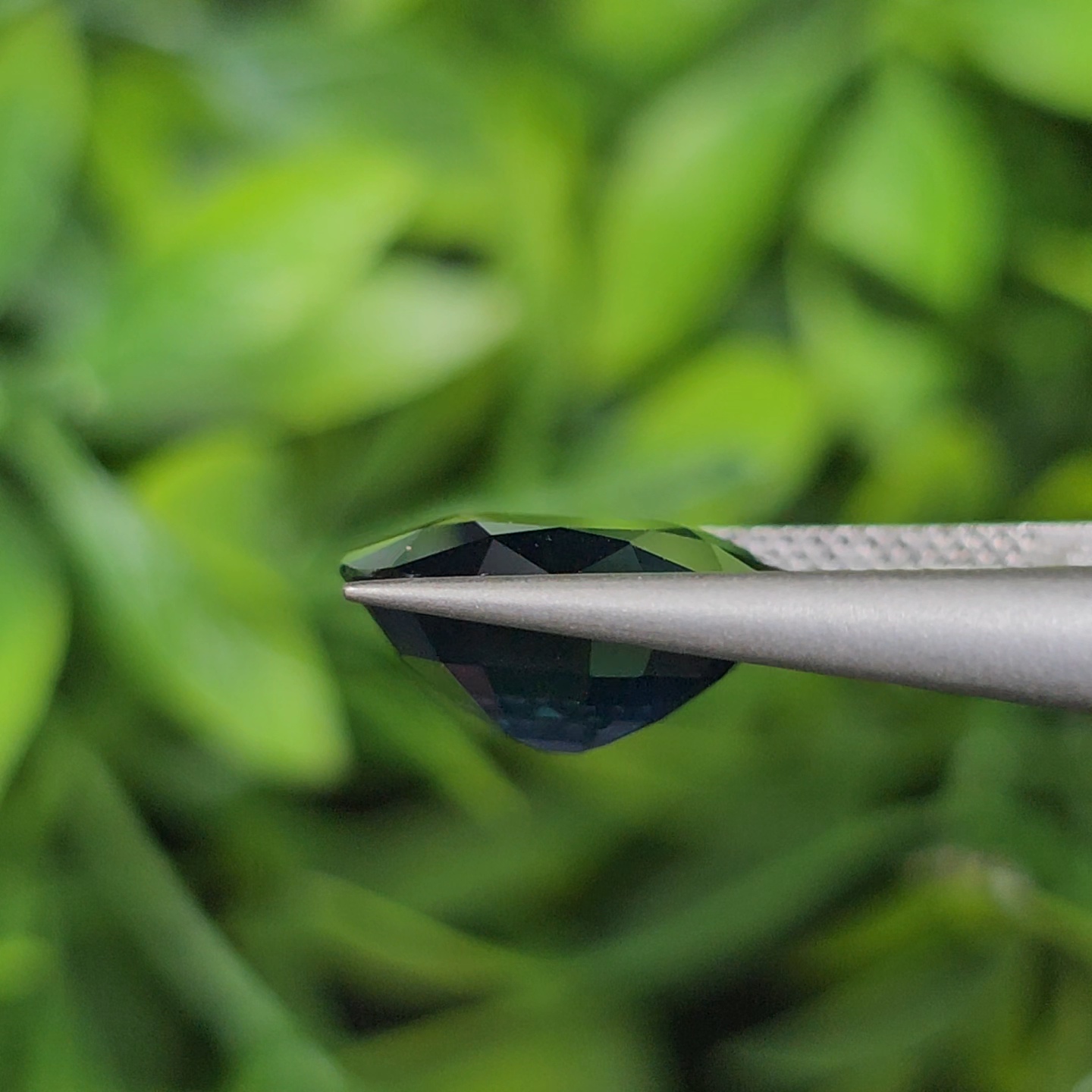 พลอย ไพลิน Blue sapphire 4.54 กะรัต (Cts.) พลอยแท้ อัญมณีมงคลประจําวันเกิด เครื่องประดับพลอย