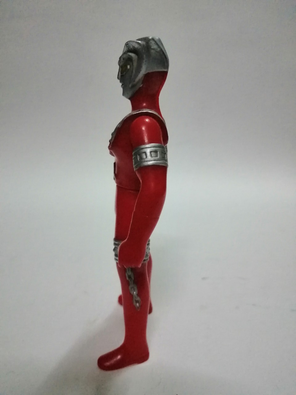 อุลตร้าแอสตร้า 5 นิ้ว แอสตร้า เป็นน้อง อุลตร้าแมนเรโอ ที่ออกเป็นของเล่นน้อยมา ตัวนี้ขนาด5นิ้ว เป็นอีกตัวที่สัดส่วนลงตัวมาก มีครบทั้งโซ่ที่ขา และปลอกแขน อาร์มริง สภาพเก่าเก็บสะสม