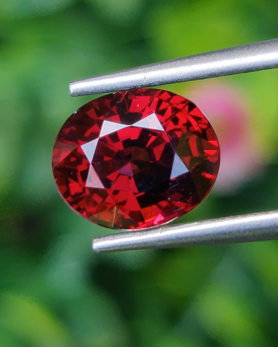 พลอย โรโดไลต์ กาเน็ท Rhodolite Garnet 3.00 กะรัต Cts.พลอยแท้ อัญมณีมงคลประจําวันเกิด เครื่องประดับพลอย