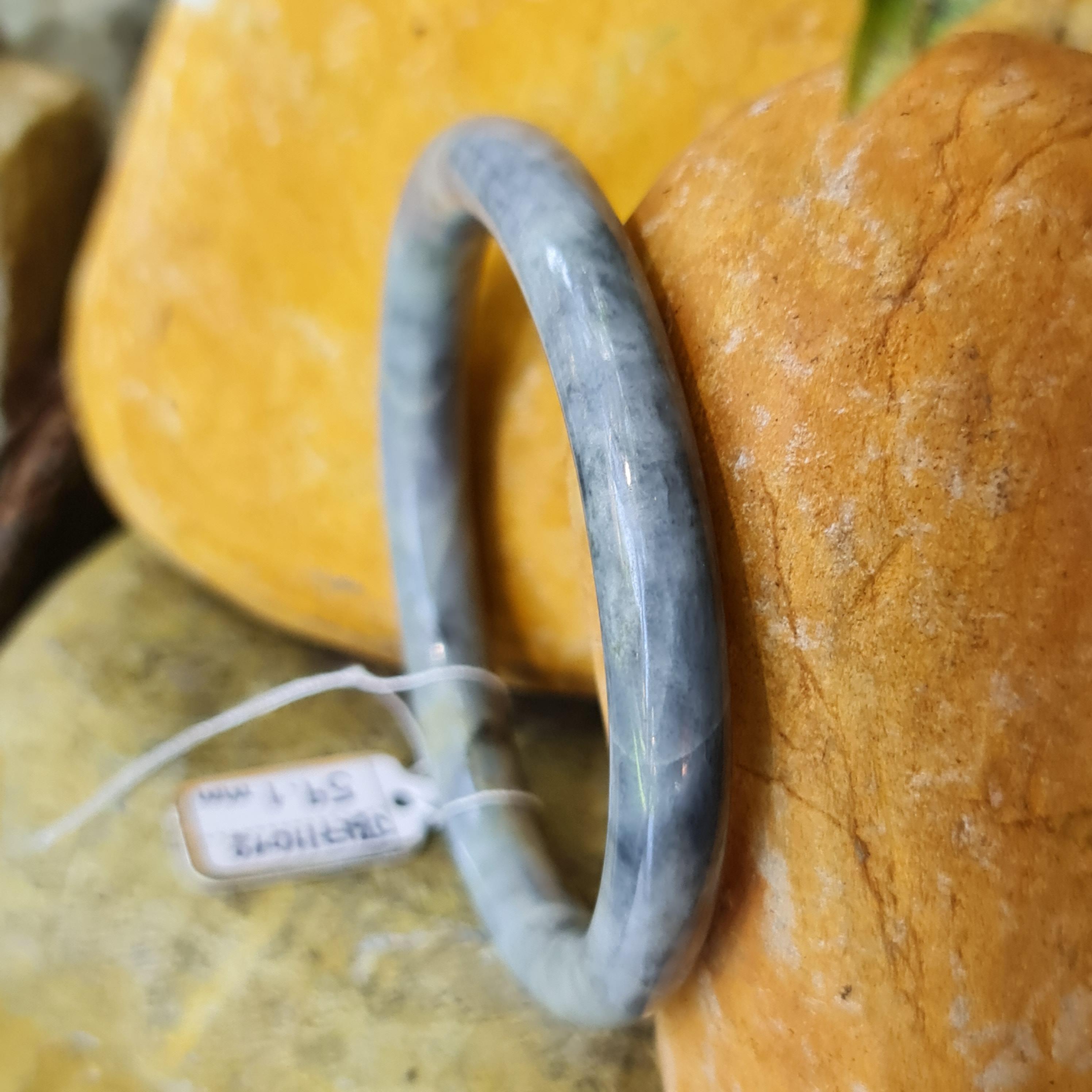 JB6711092 หยก พม่า แท้ Jade กำไลหยก 59.1 มม. (Jadeite bracelet) พม่า (Myanmar)