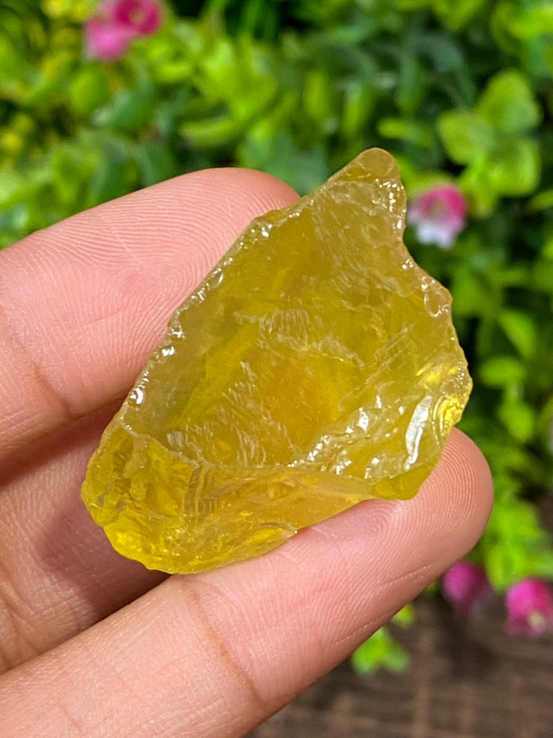 ก้อน เลมอนควอตซ์ Lemon Quartz Rough 102.12 กะรัต (Cts.) พลอยแท้ อัญมณีมงคลประจําวันเกิด เครื่องประดับพลอย